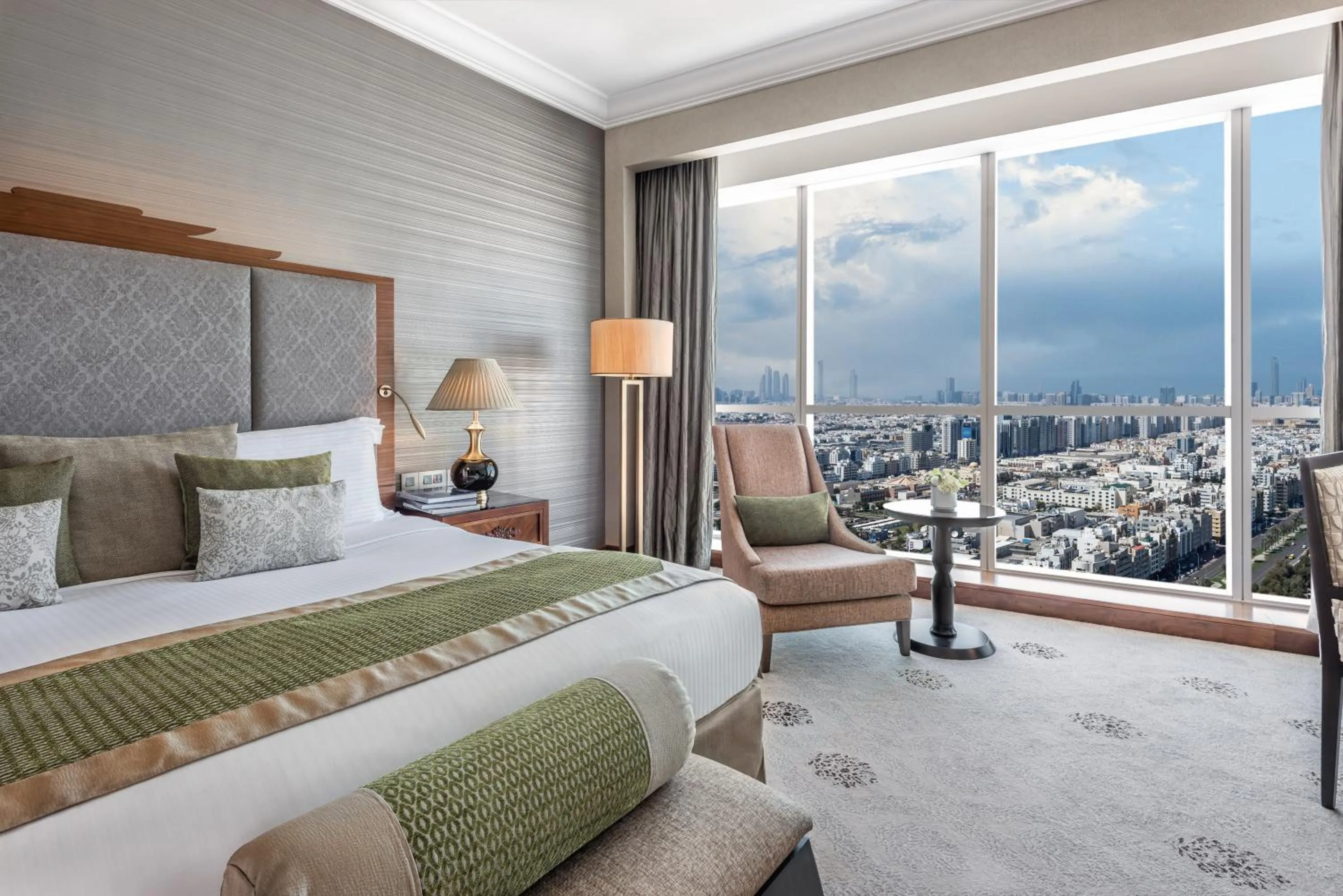 Photo of the whole room, Bed in Dusit Thani Abu Dhabi