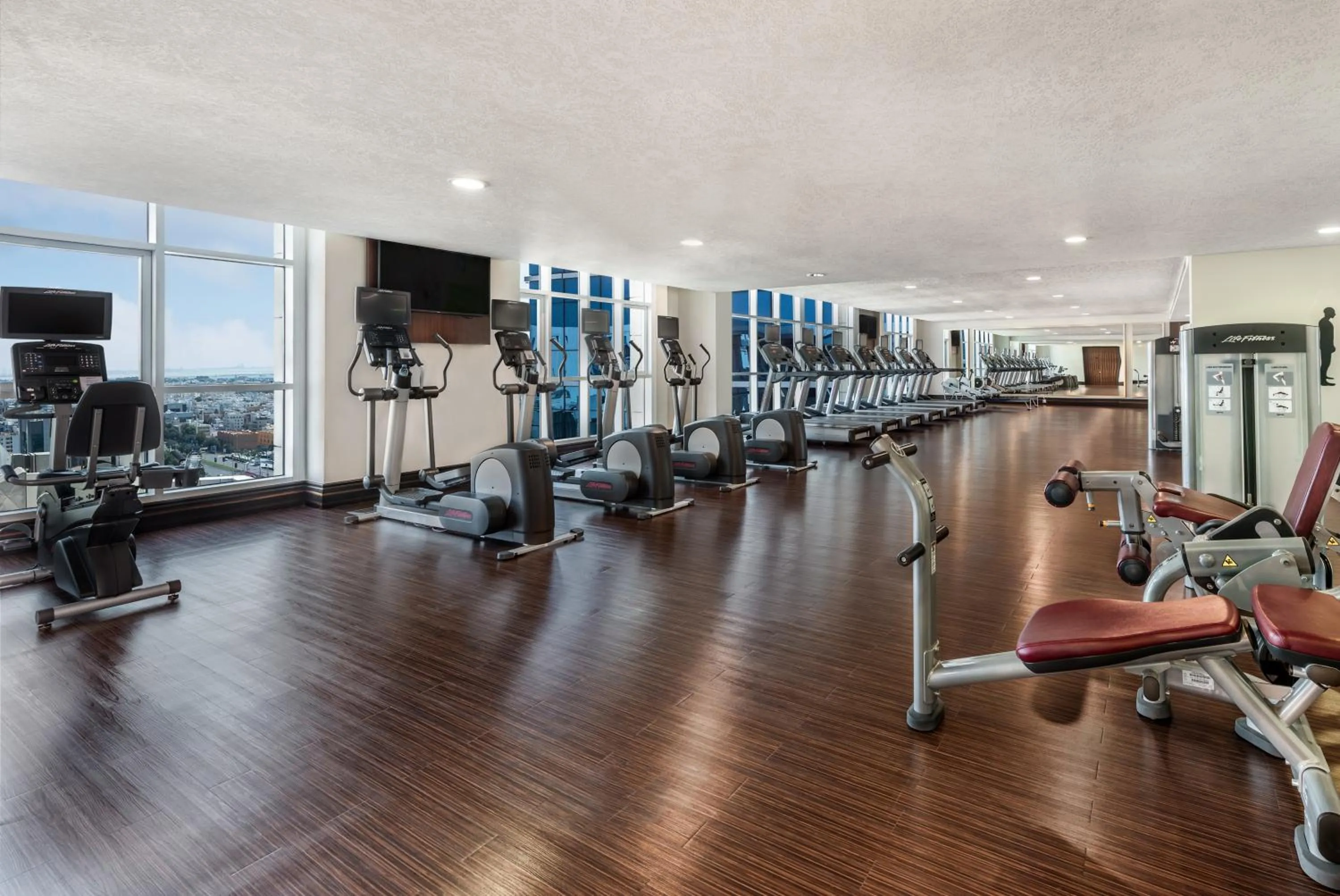Fitness centre/facilities in Dusit Thani Abu Dhabi