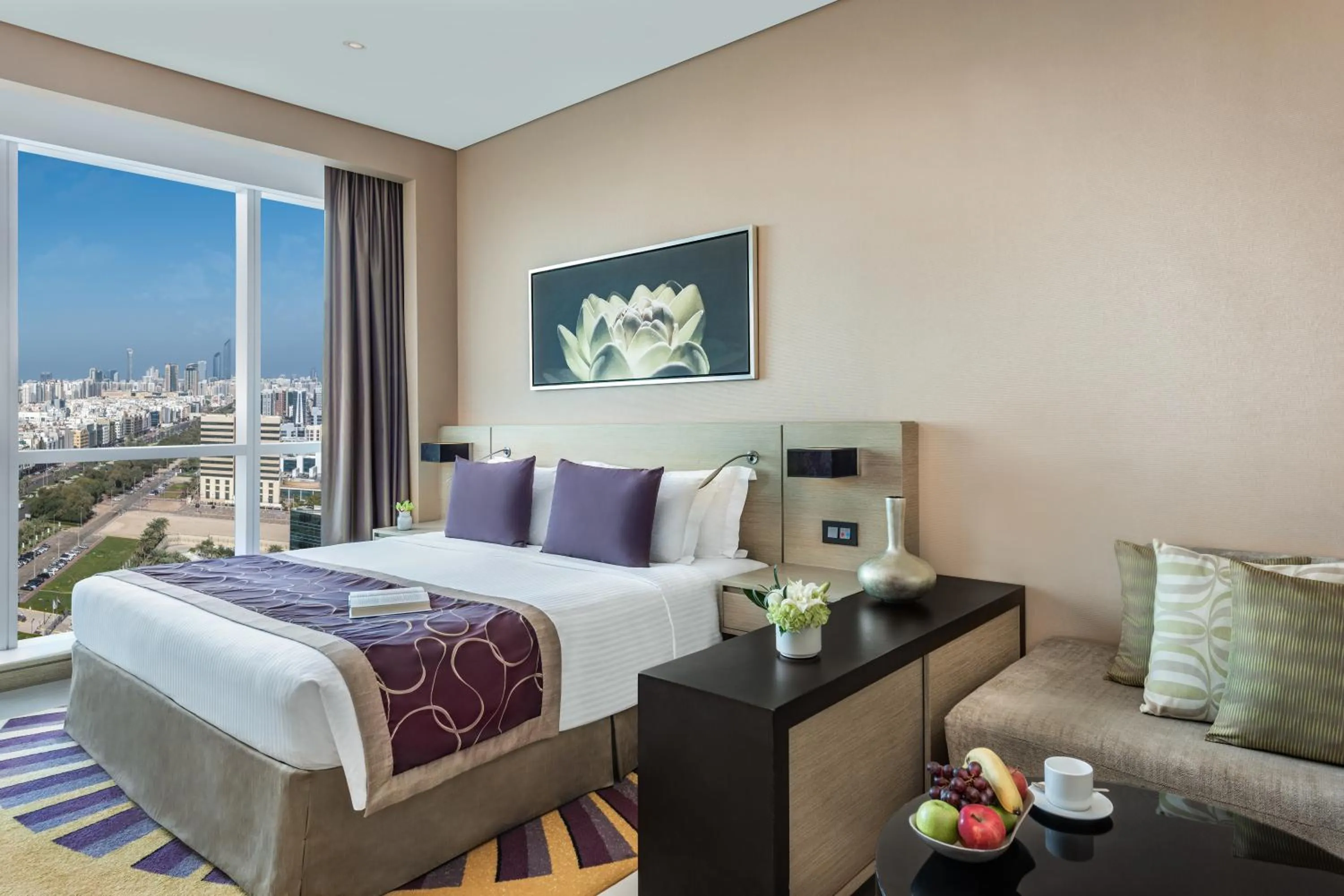 City view, Bed in Dusit Thani Abu Dhabi