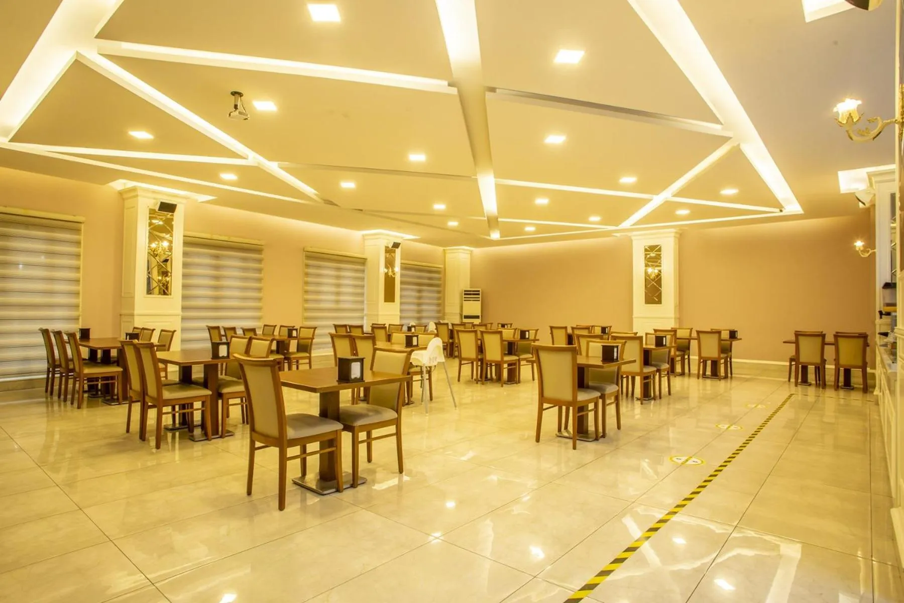 Restaurant/places to eat in Bursa Palas Hotel
