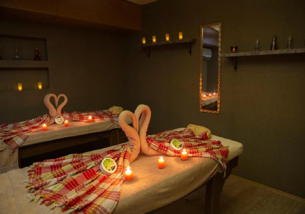 Spa and wellness centre/facilities, Bed in Bursa Palas Hotel