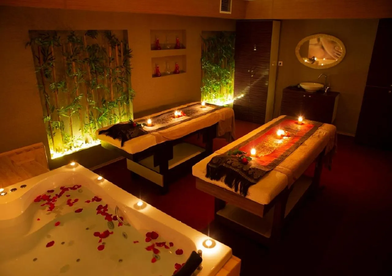 Spa and wellness centre/facilities, Bed in Bursa Palas Hotel