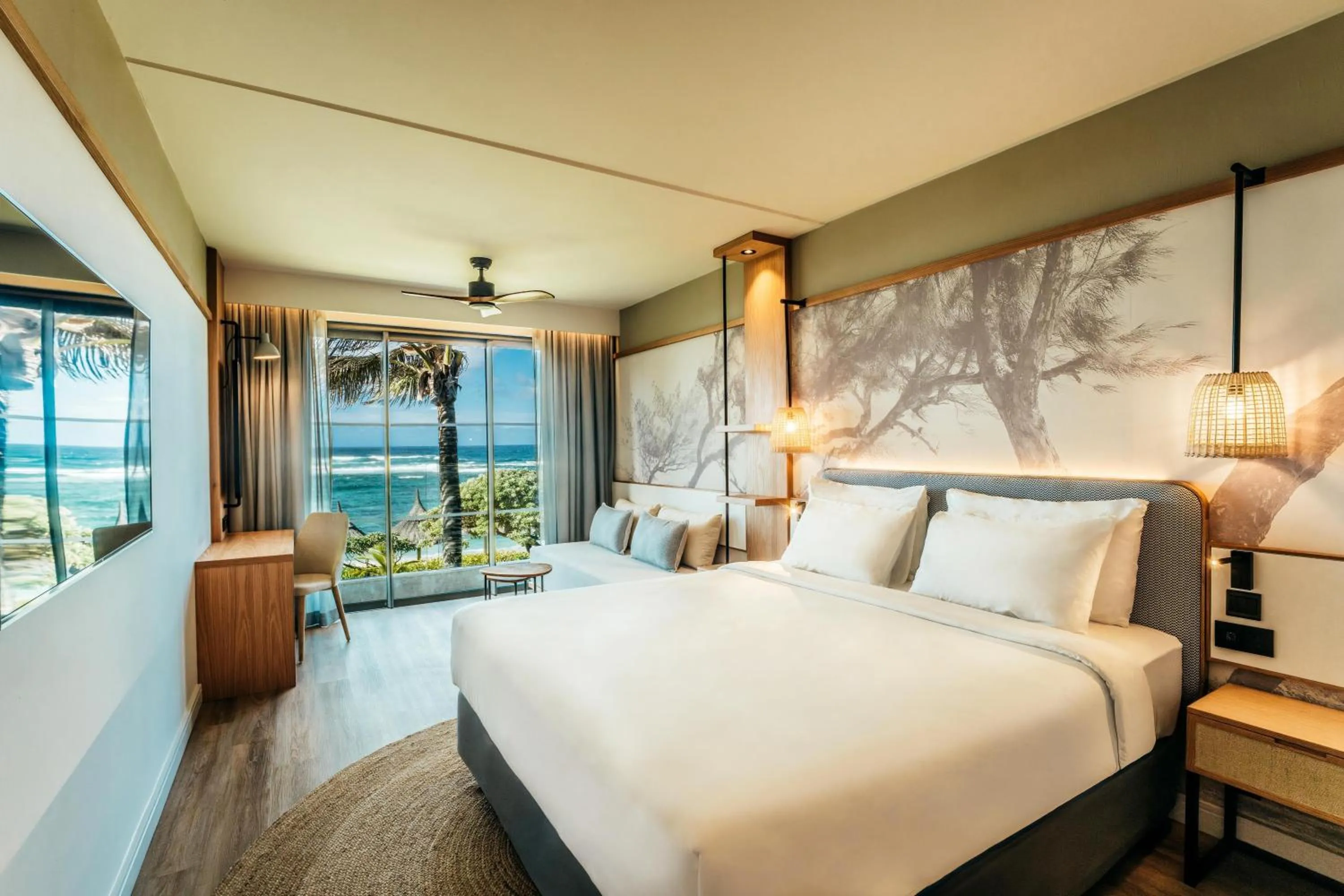 Bedroom, Bed in Radisson Blu Poste Lafayette Resort & Spa (Adults Only)