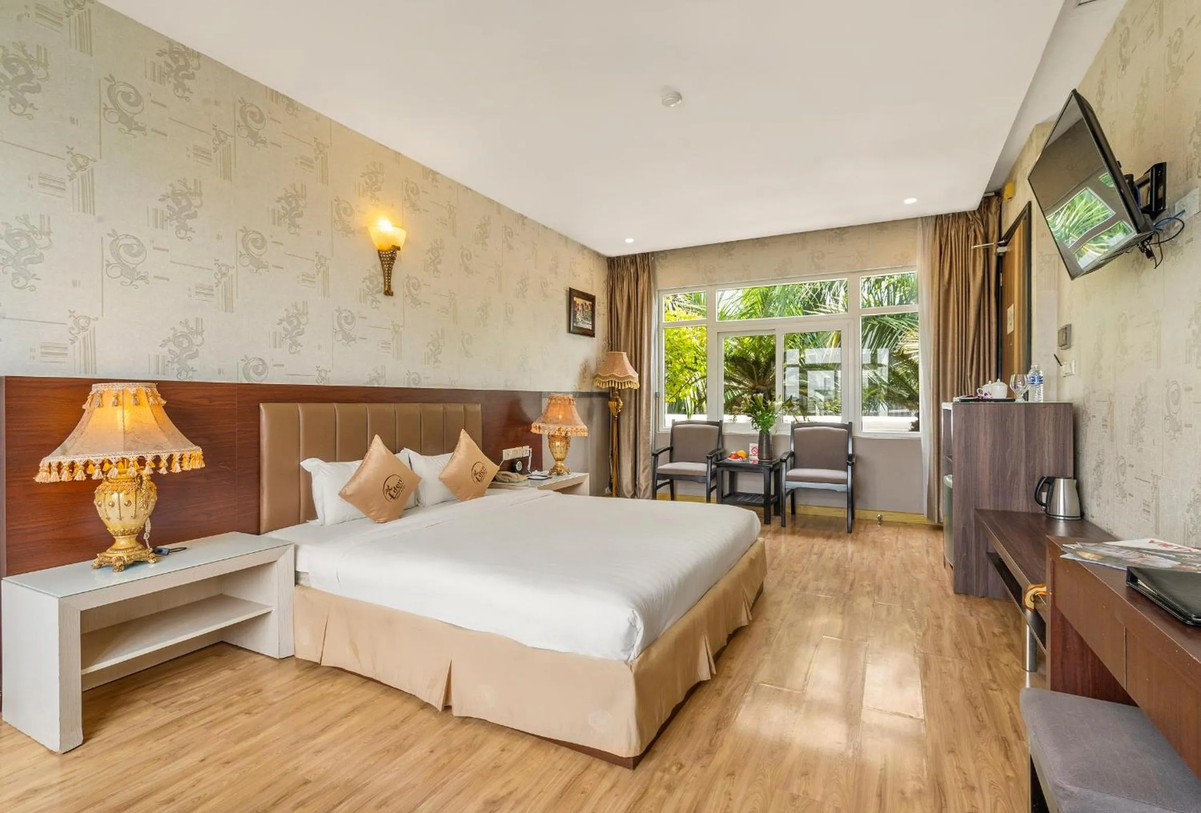 Bedroom, Bed in Eden Plaza Da Nang Hotel