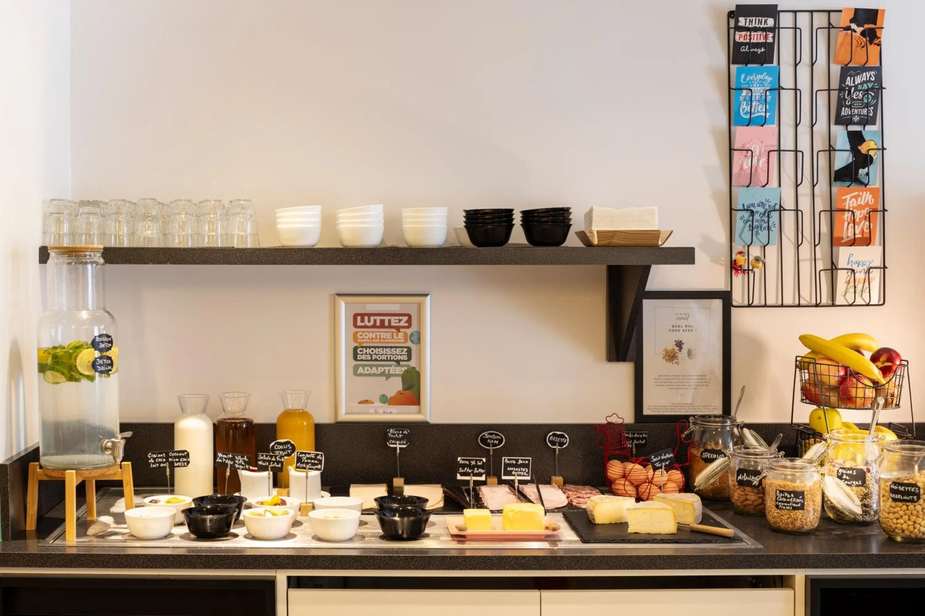 Breakfast in Ibis Styles Paris Gare Saint Lazare