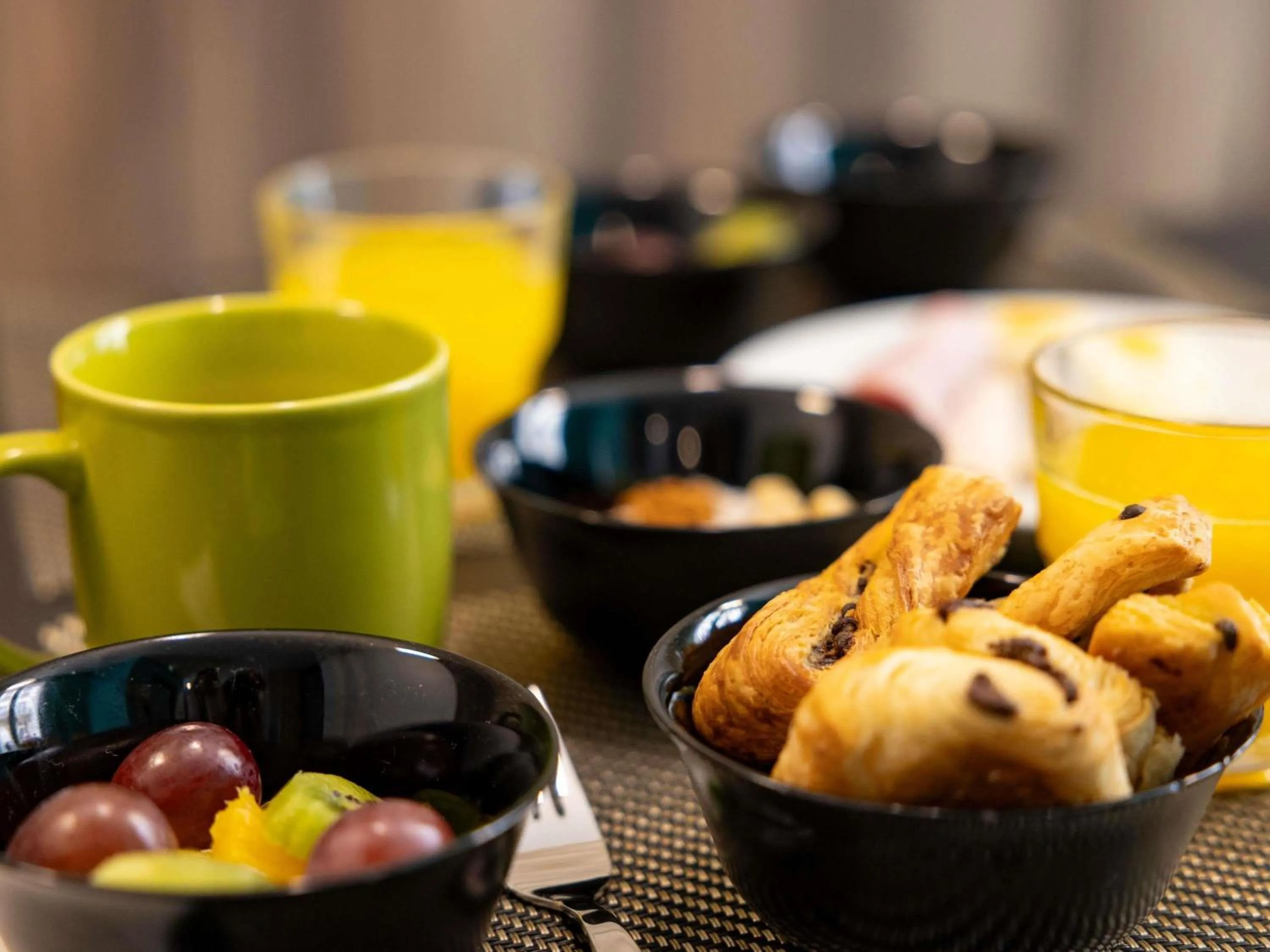 Breakfast in Ibis Styles Paris Gare Saint Lazare