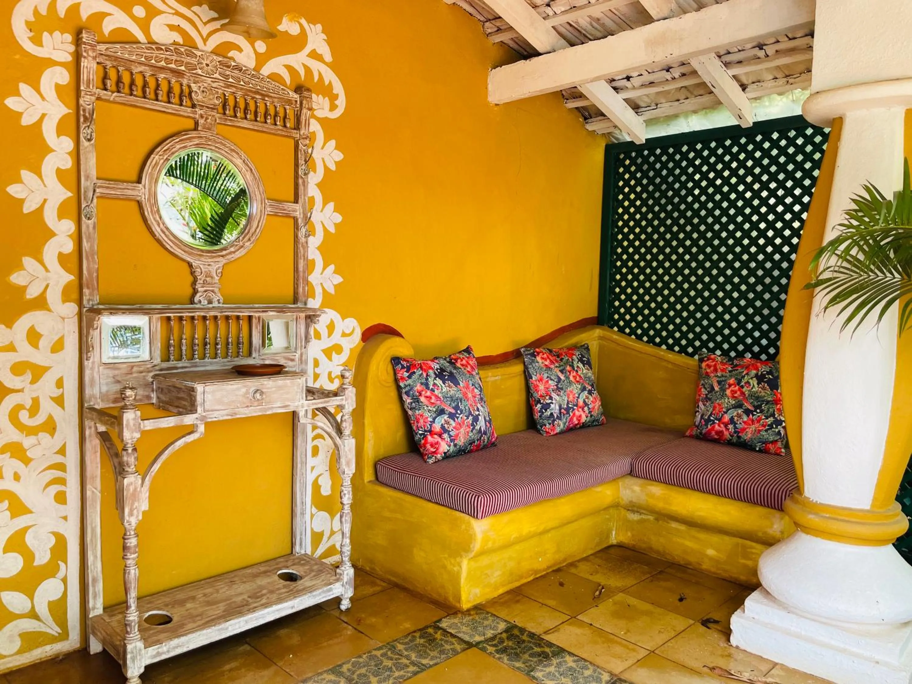 Balcony/Terrace, Bed in Casa Anjuna