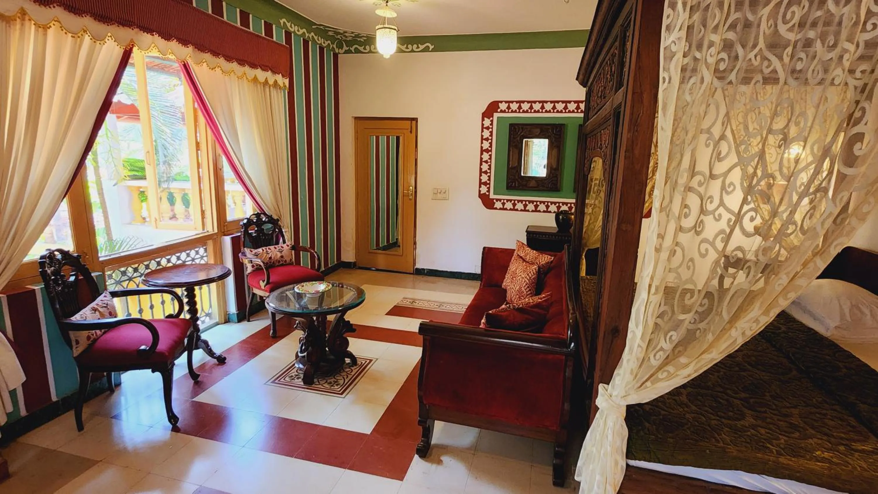 Seating area, Bed in Casa Anjuna