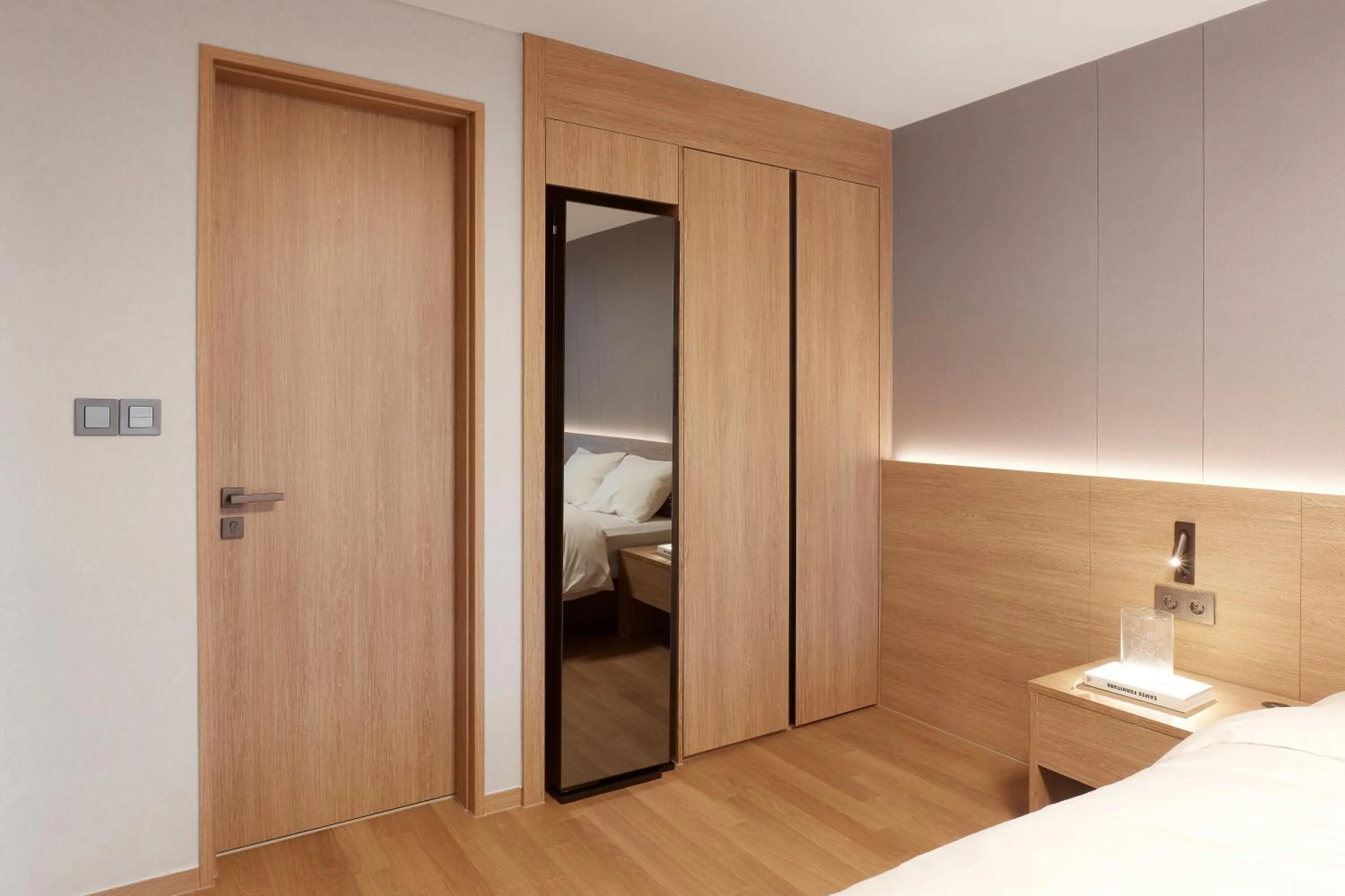 wardrobe, Bed in Phoenix Resort Pyeongchang