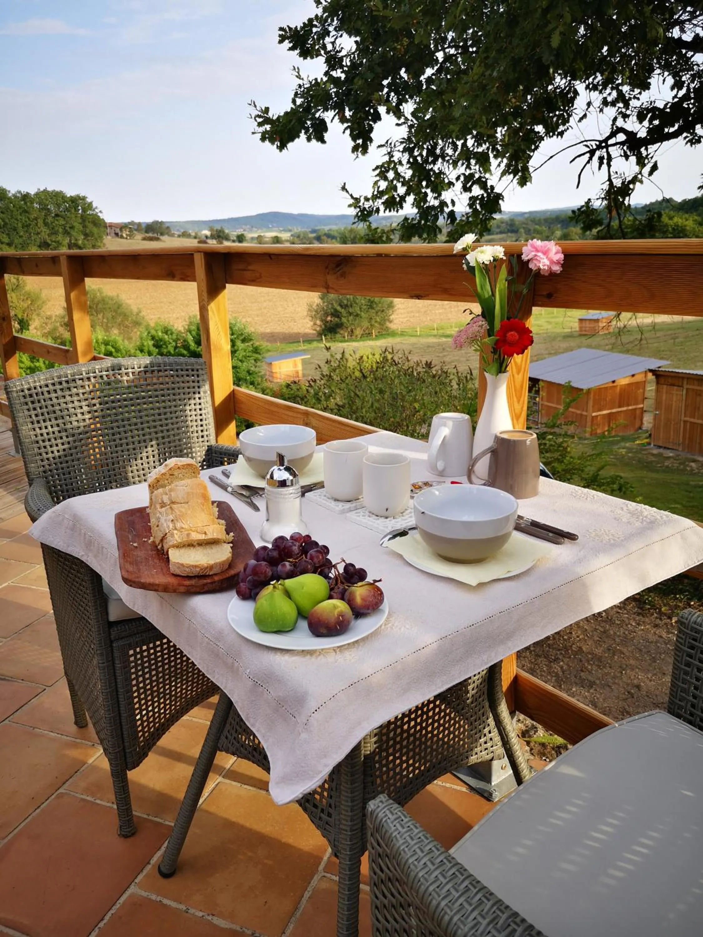 Breakfast in Castel Mazars