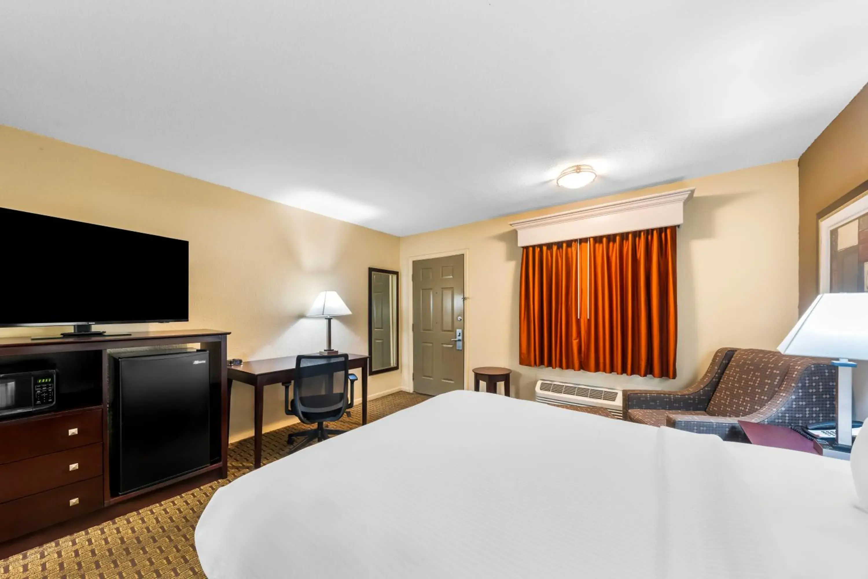 Queen Room - Non-Smoking in Best Western Markita Inn Queen Room - Non-Smoking in Best Western Markita Inn