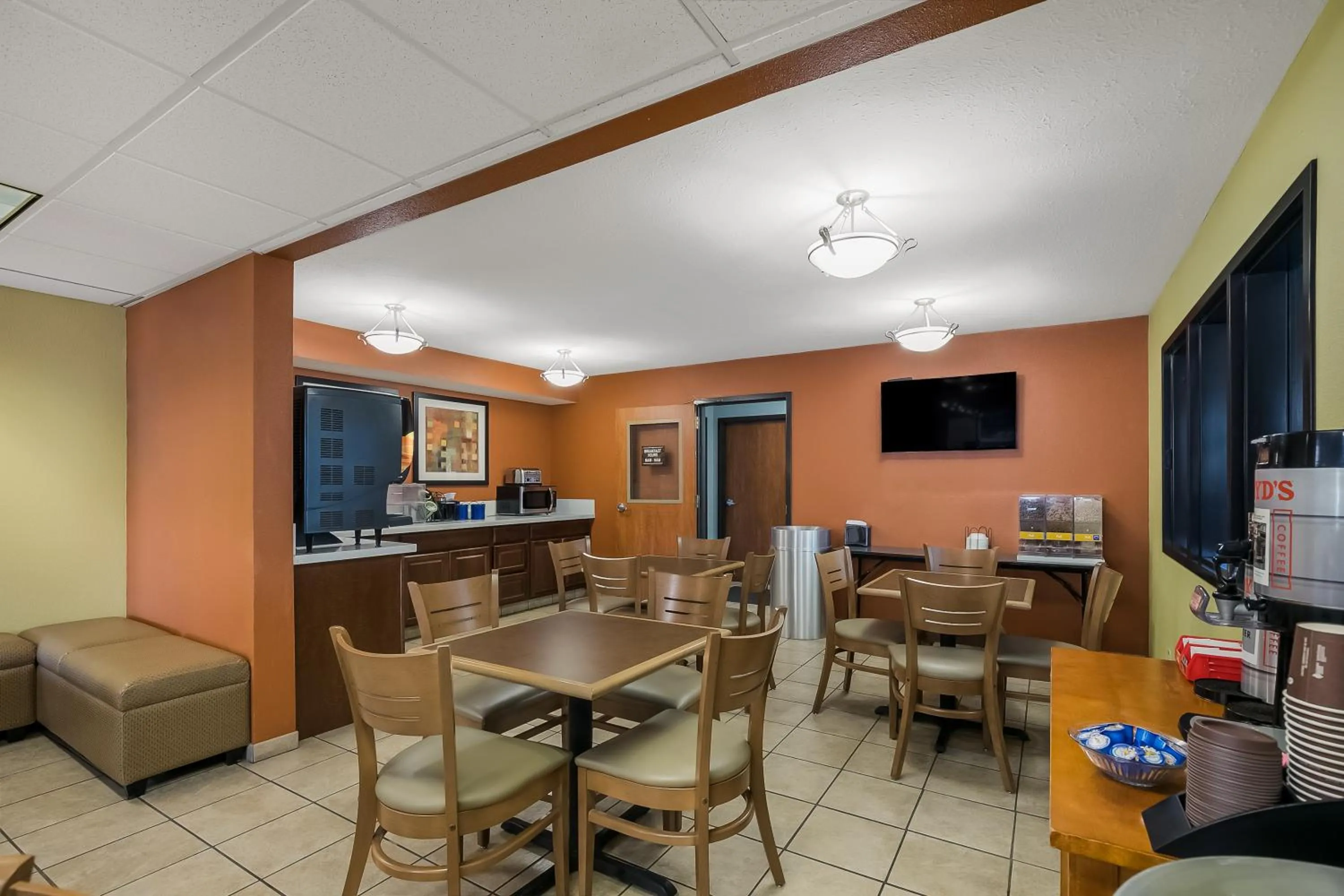 Americas Best Value Sandman Inn