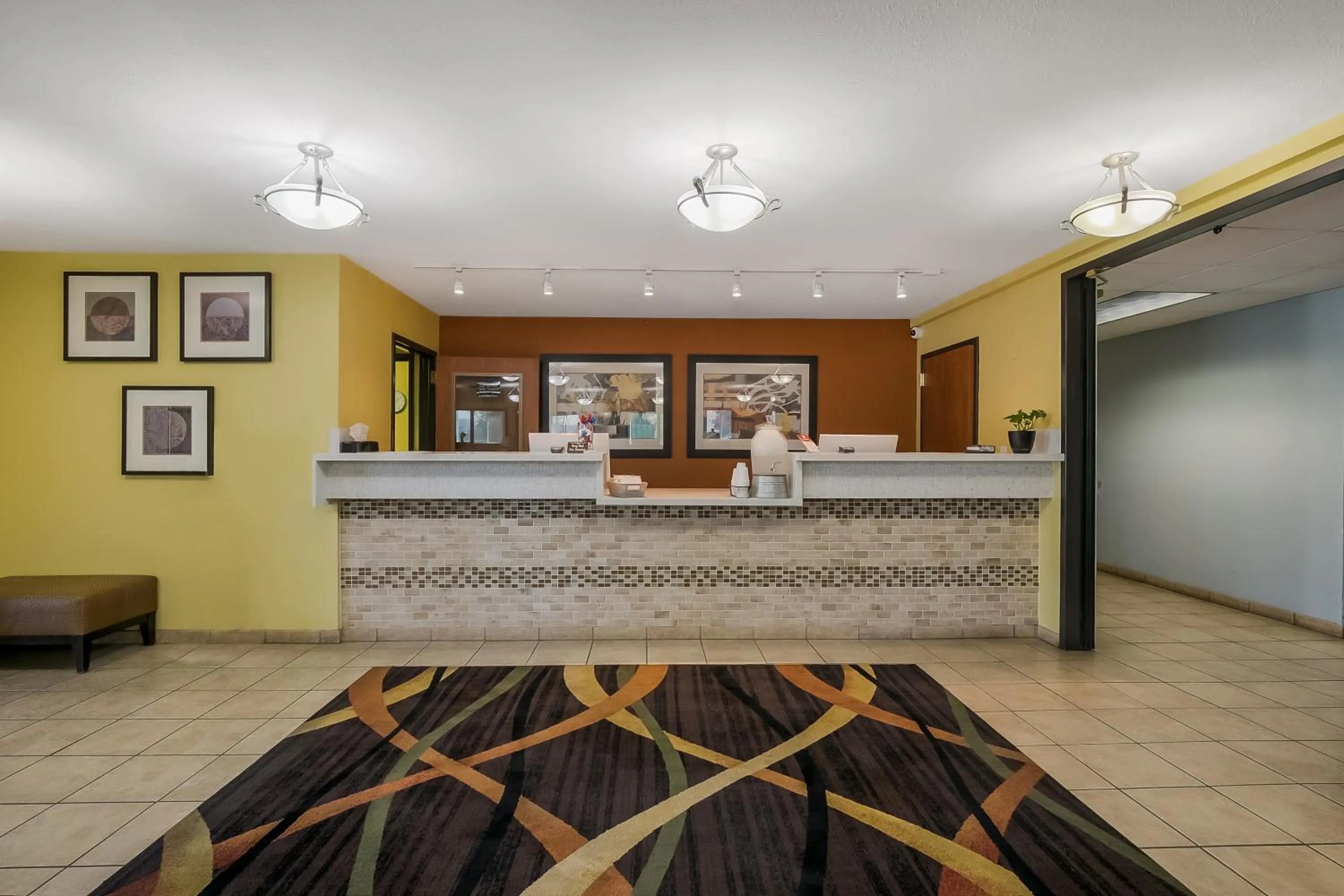 Lobby or reception in Americas Best Value Sandman Inn