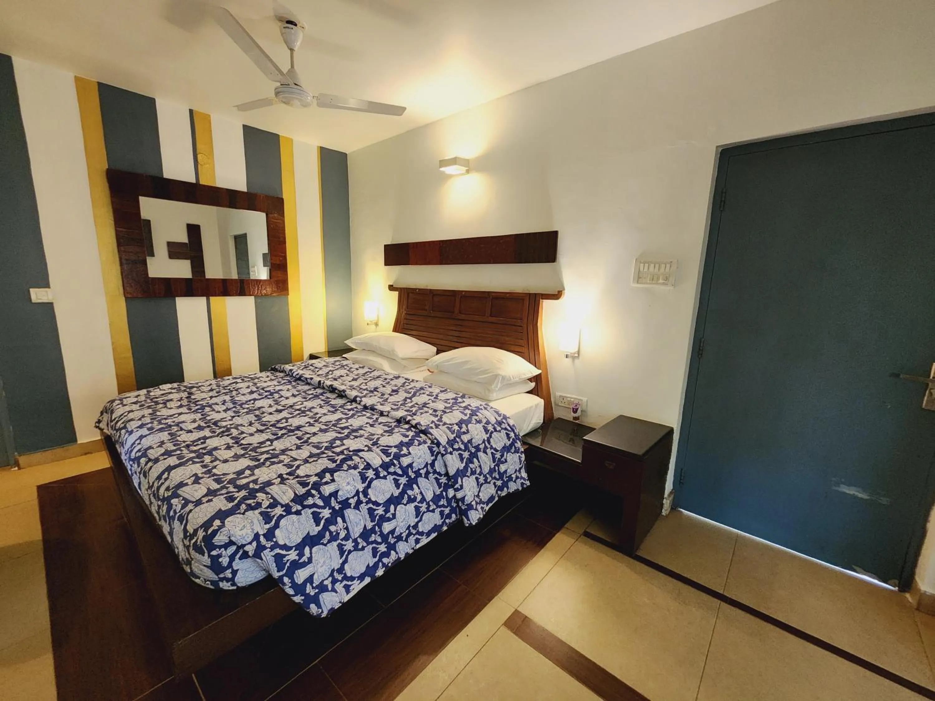 Bedroom, Bed in Casa Vagator