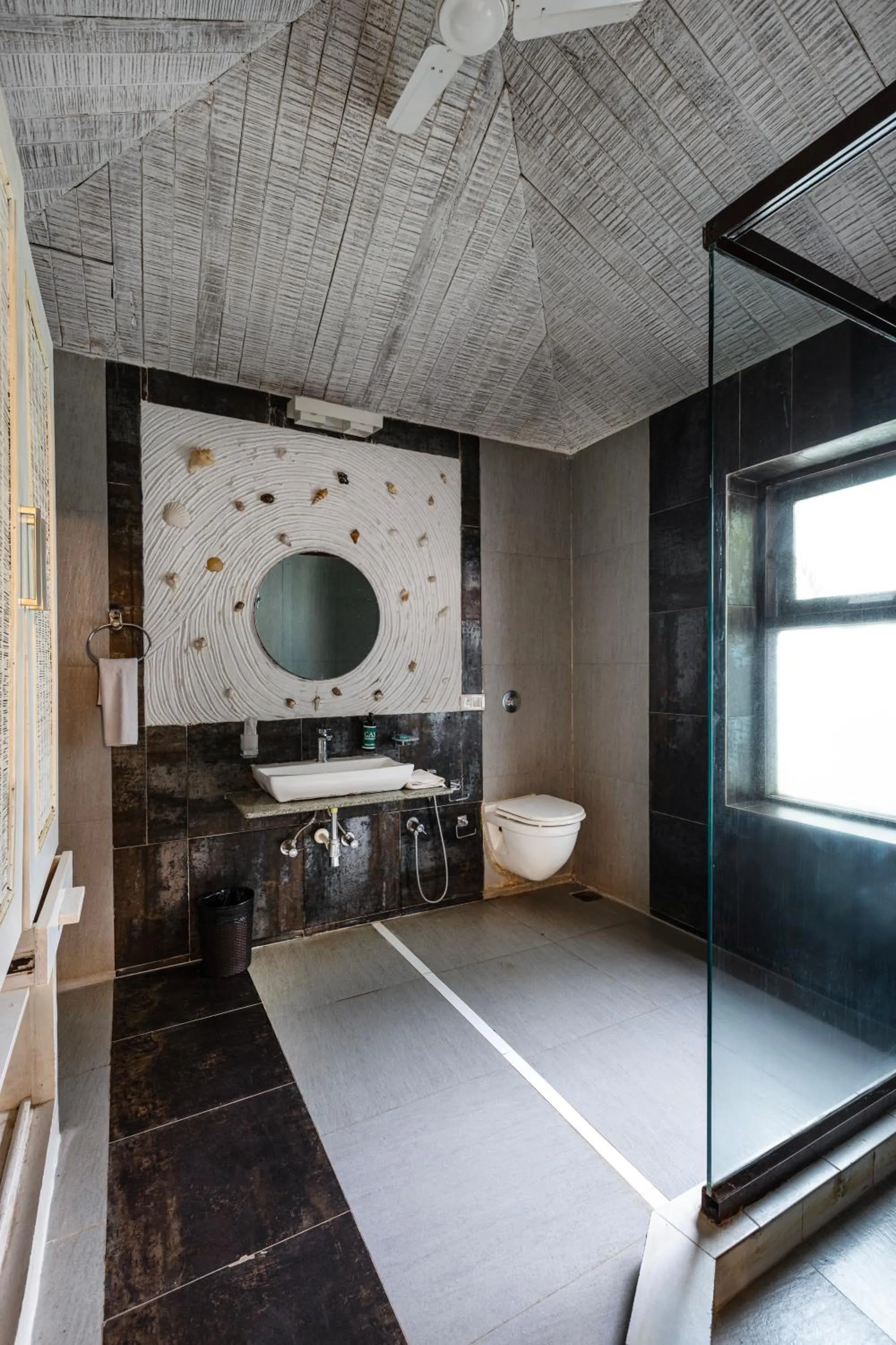 Bathroom in Casa Vagator