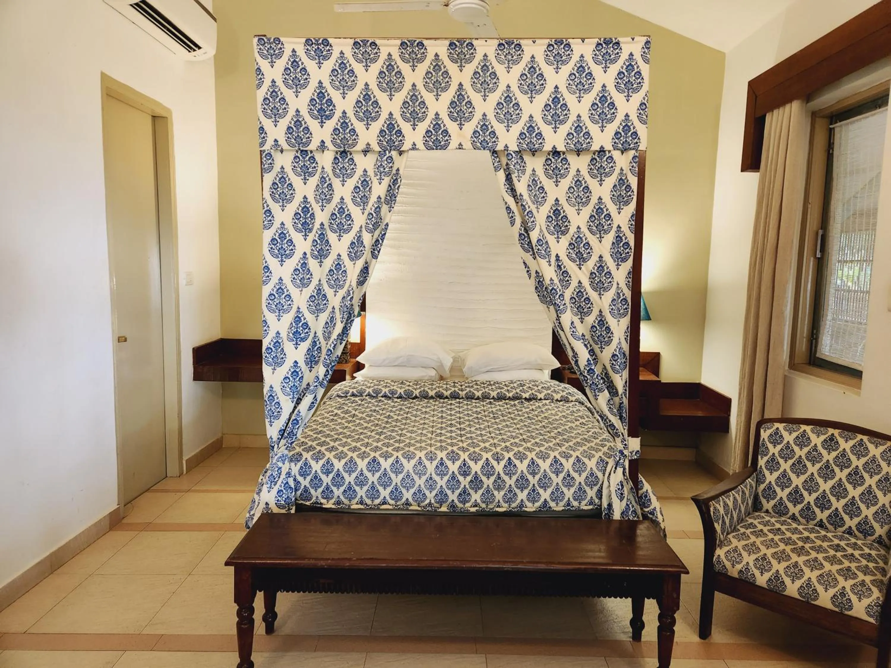 Bedroom, Bed in Casa Vagator