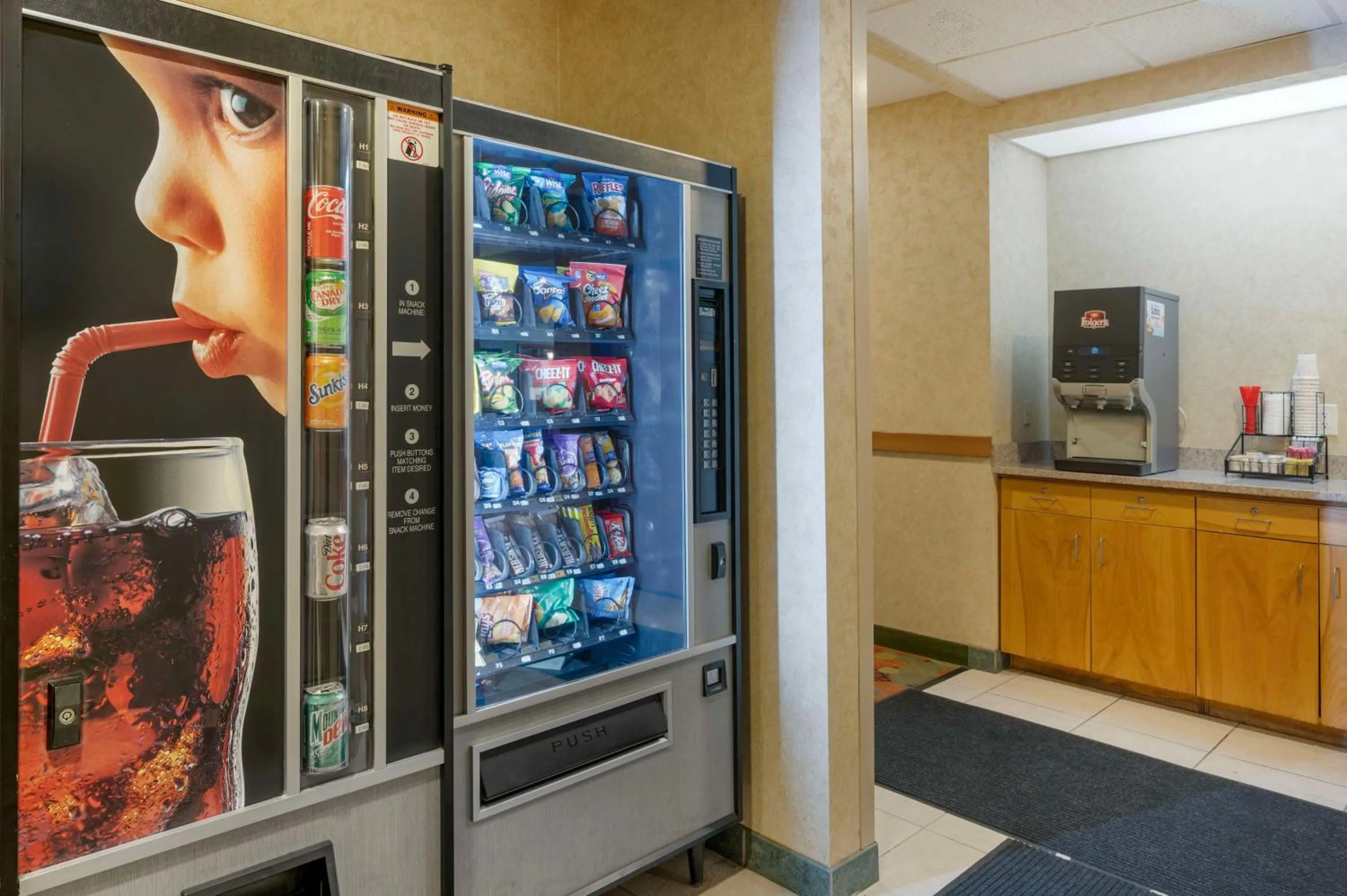 Property building in Best Western Circus City Inn