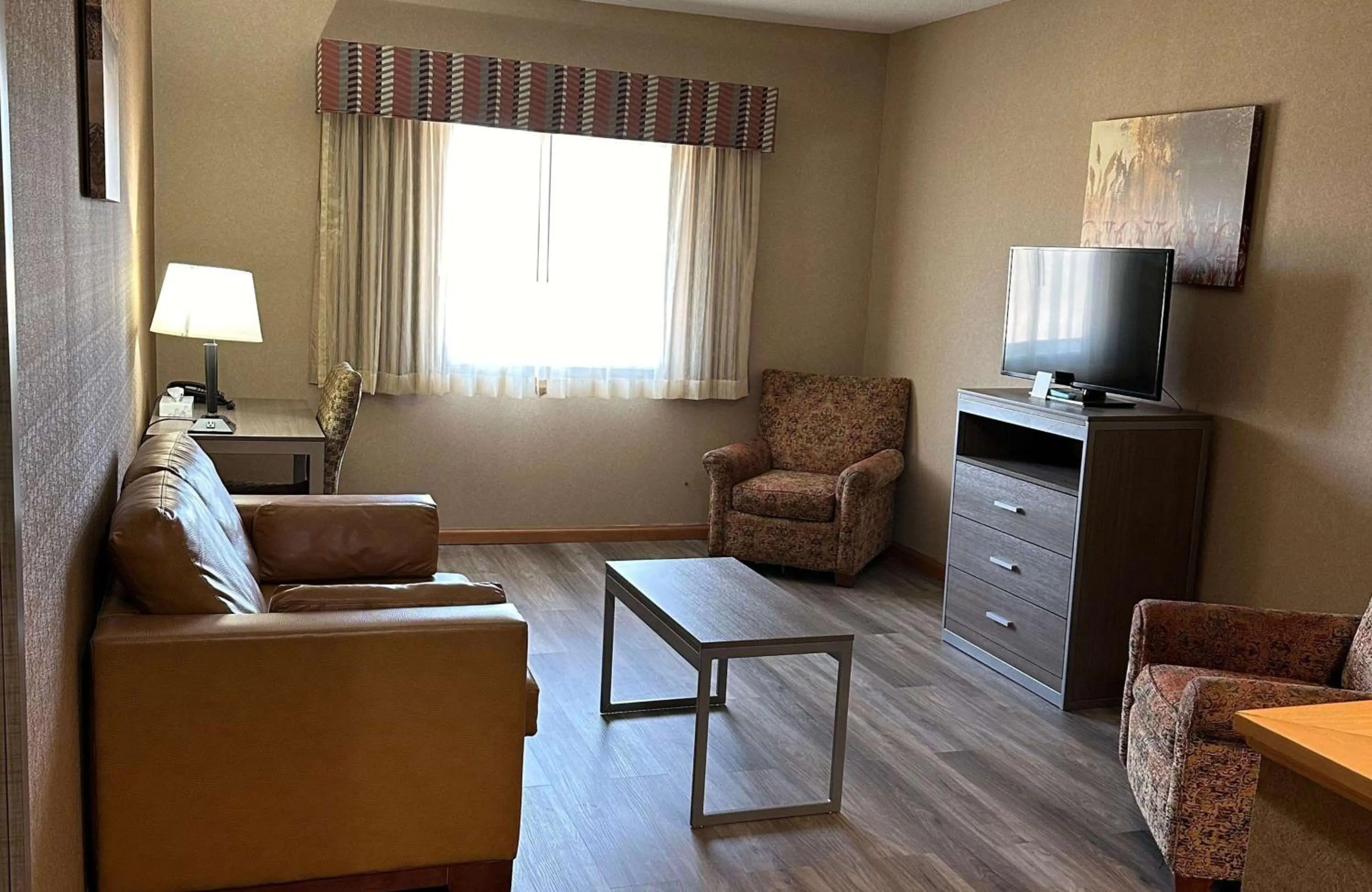 Bedroom in Best Western Circus City Inn