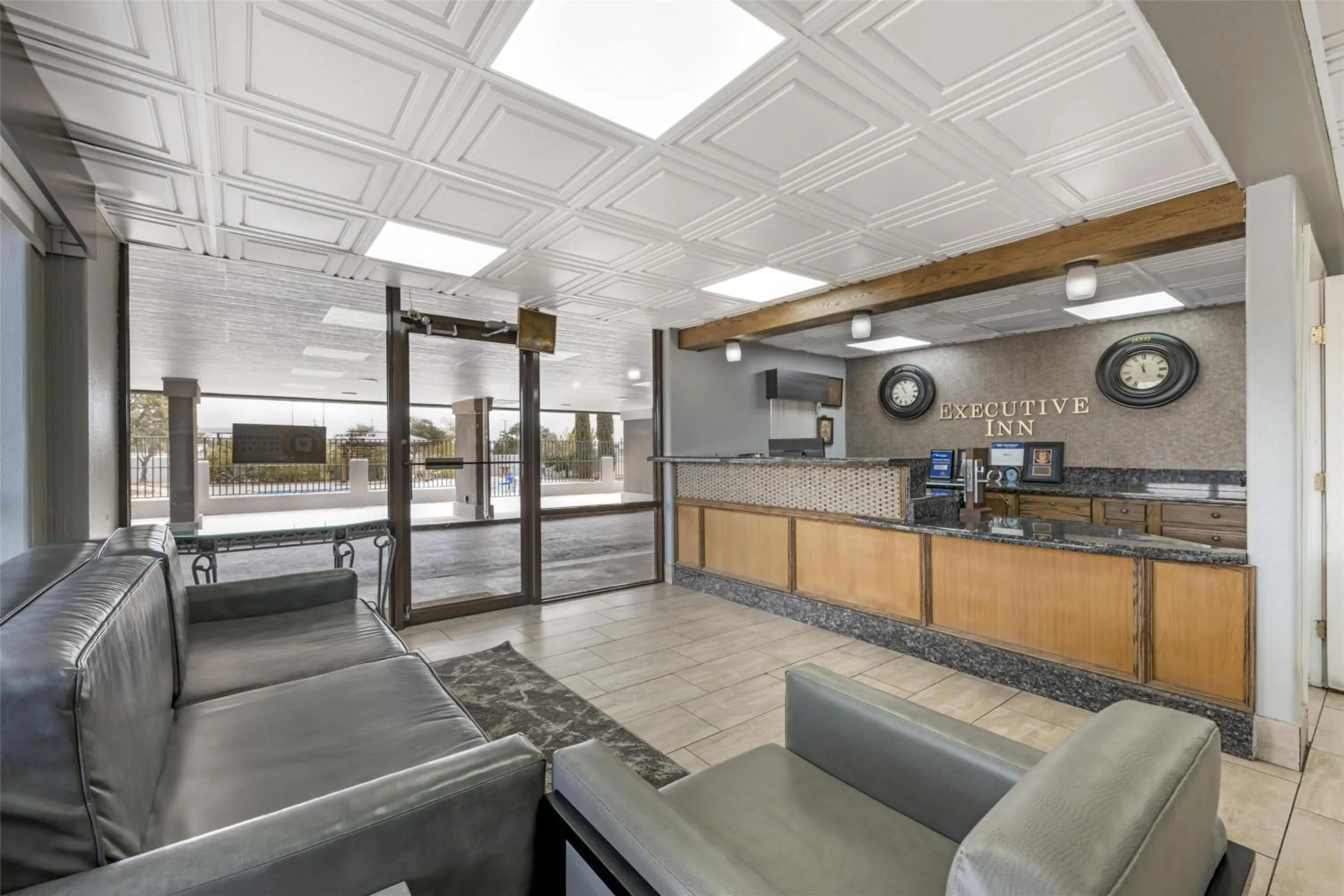 Lobby or reception in Best Western Executive Inn