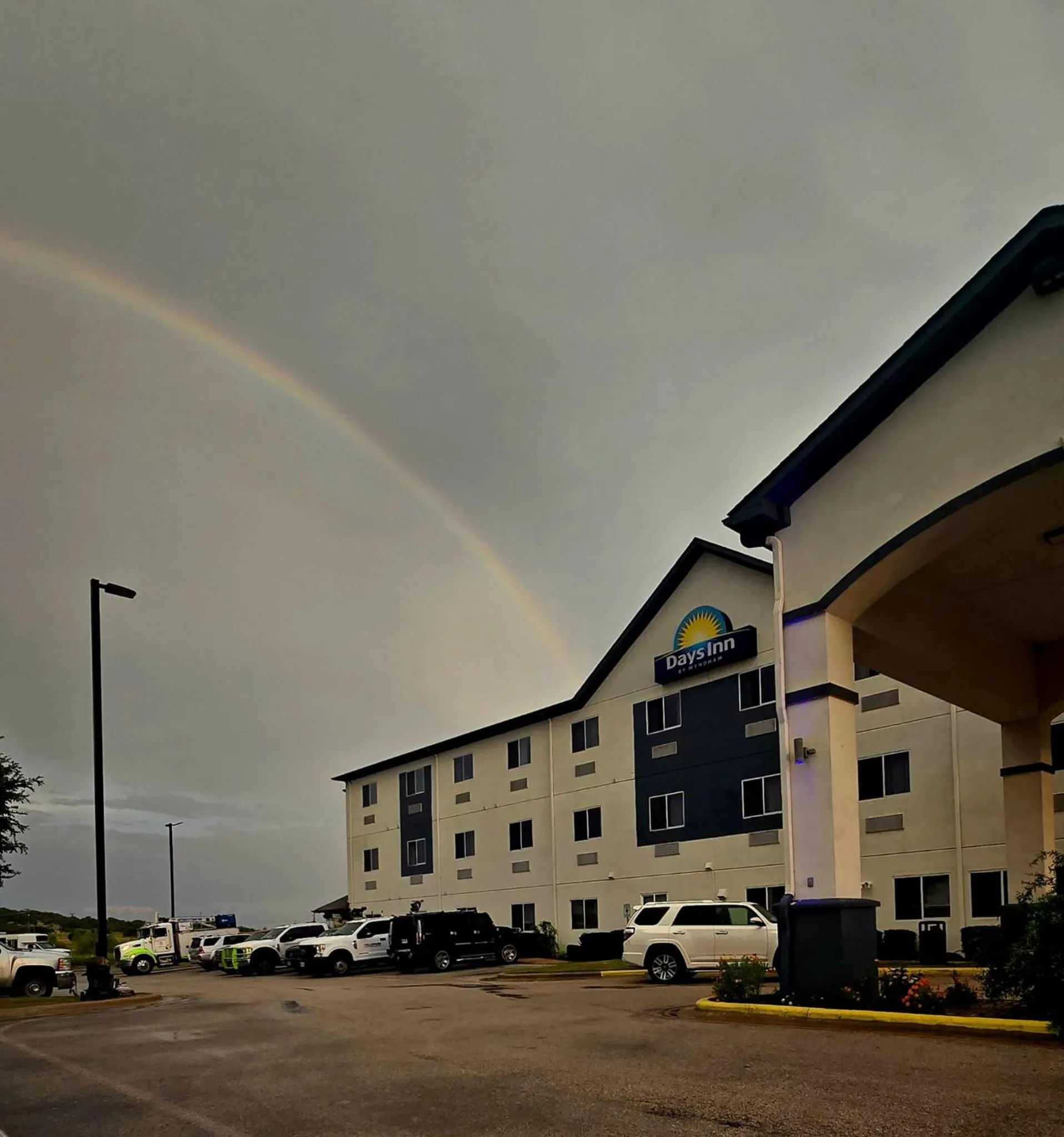 Parking in Days Inn by Wyndham Copperas Cove