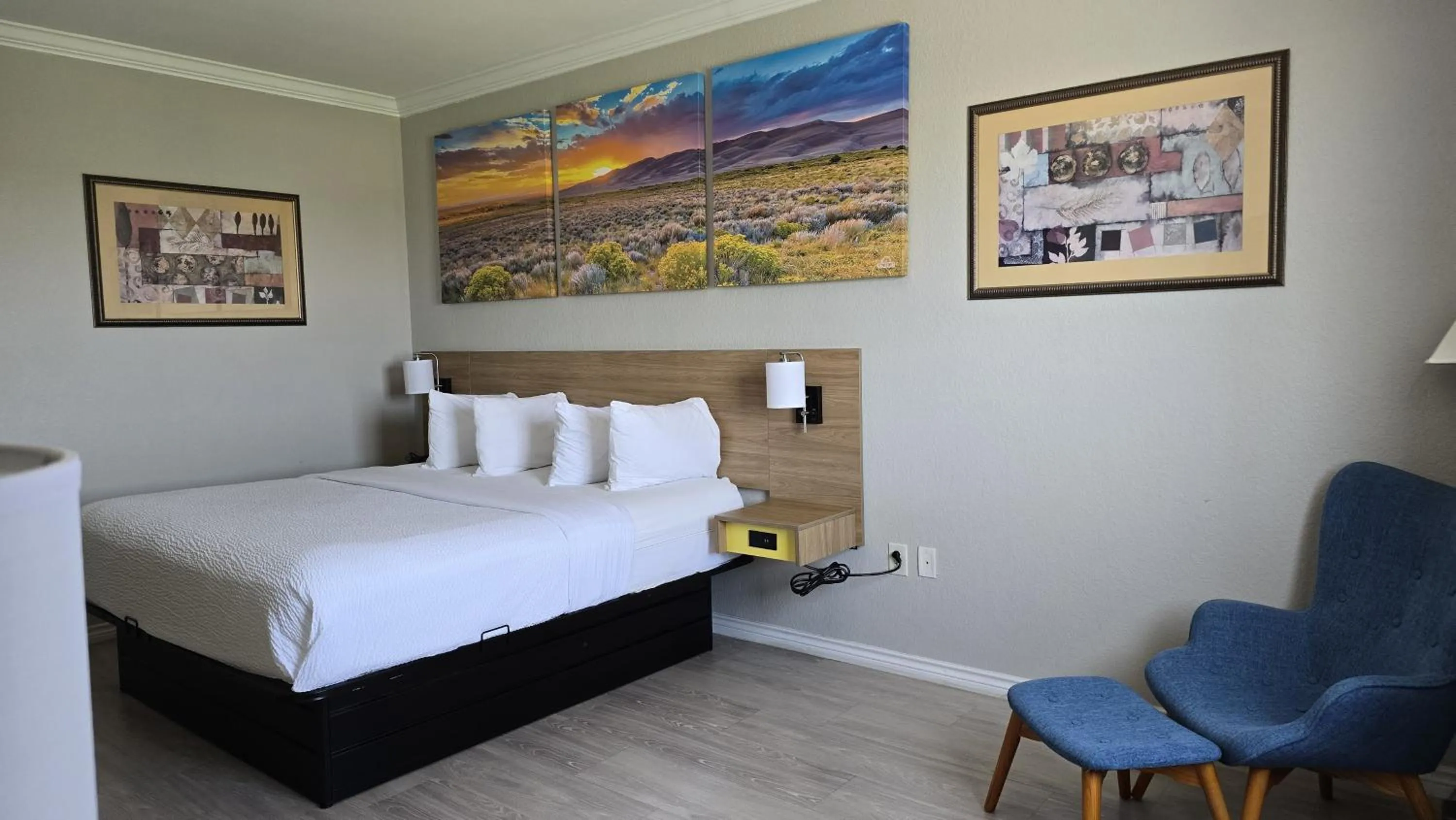 Bed in Days Inn by Wyndham Copperas Cove