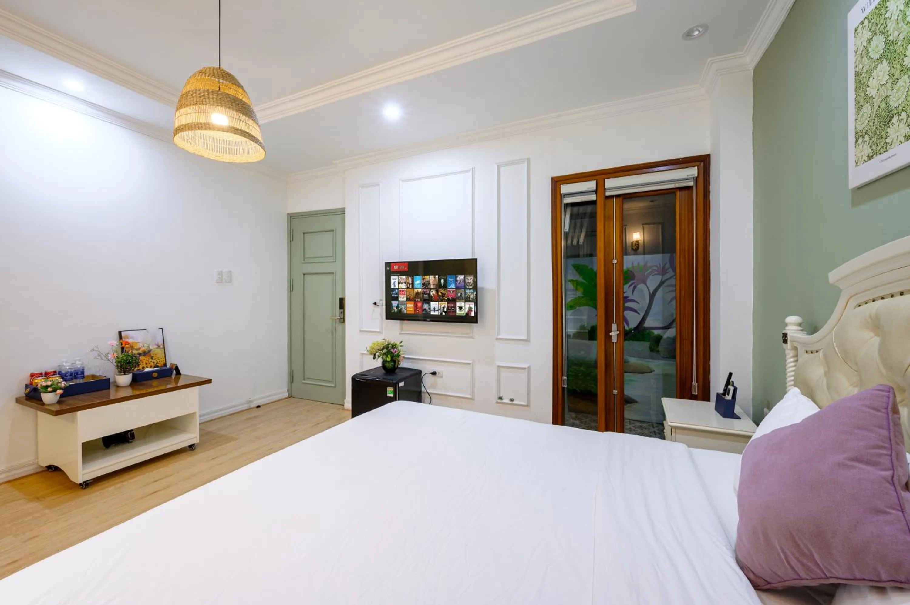 Bed in Libra Hotel Residence by Luxe Paradise