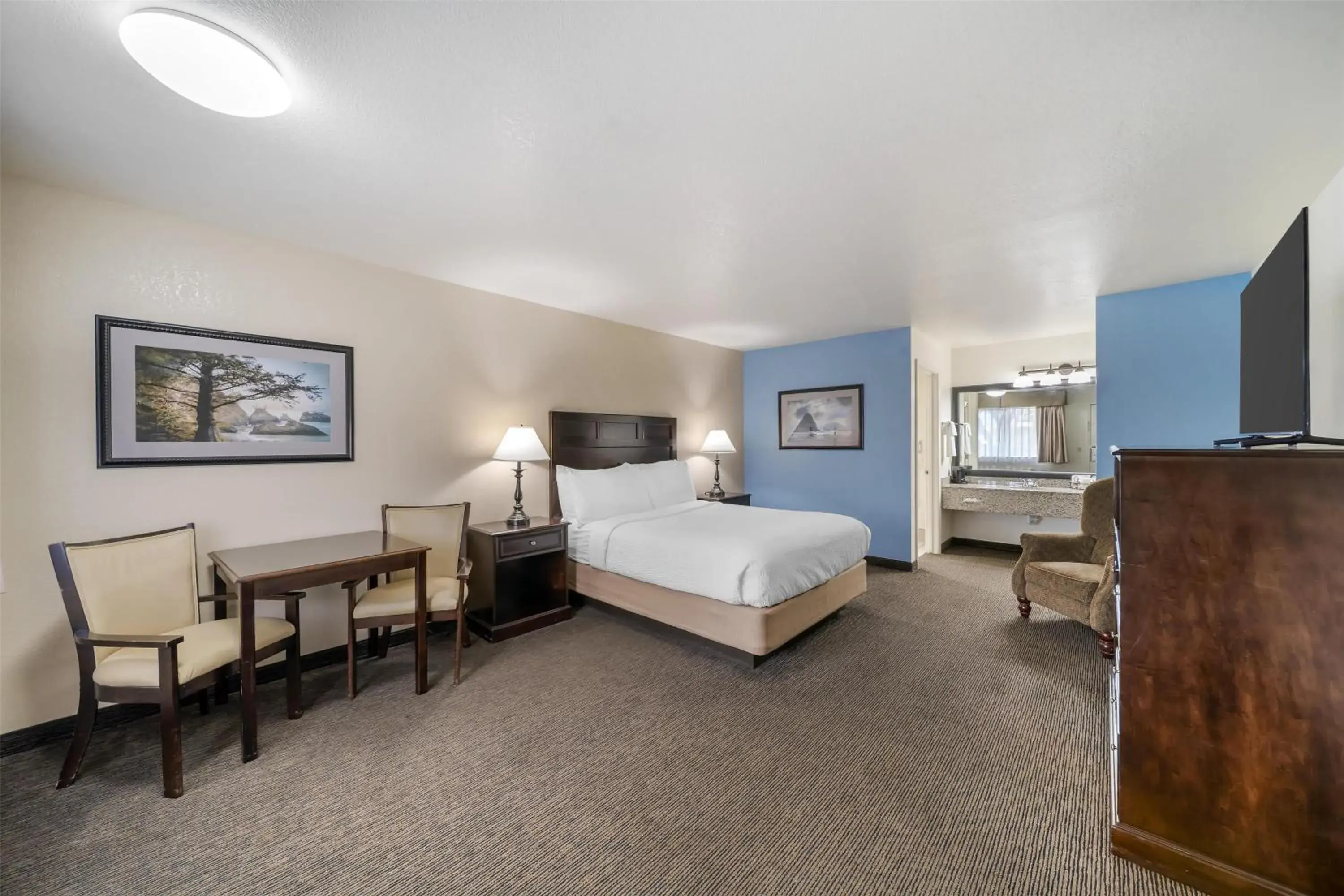 Queen Room in Best Western Arcata Inn Queen Room in Best Western Arcata Inn