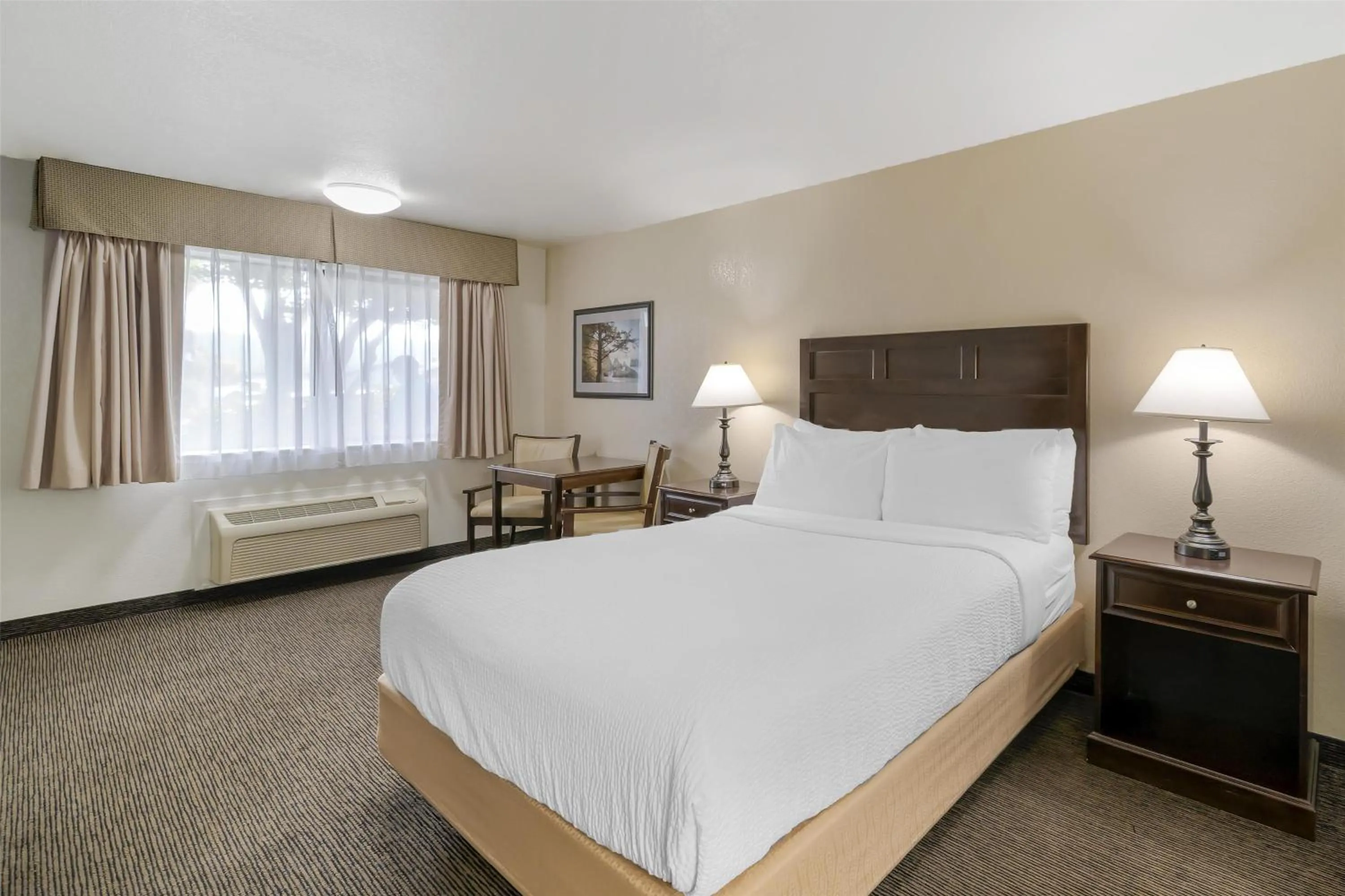 Bedroom, Bed in Best Western Arcata Inn