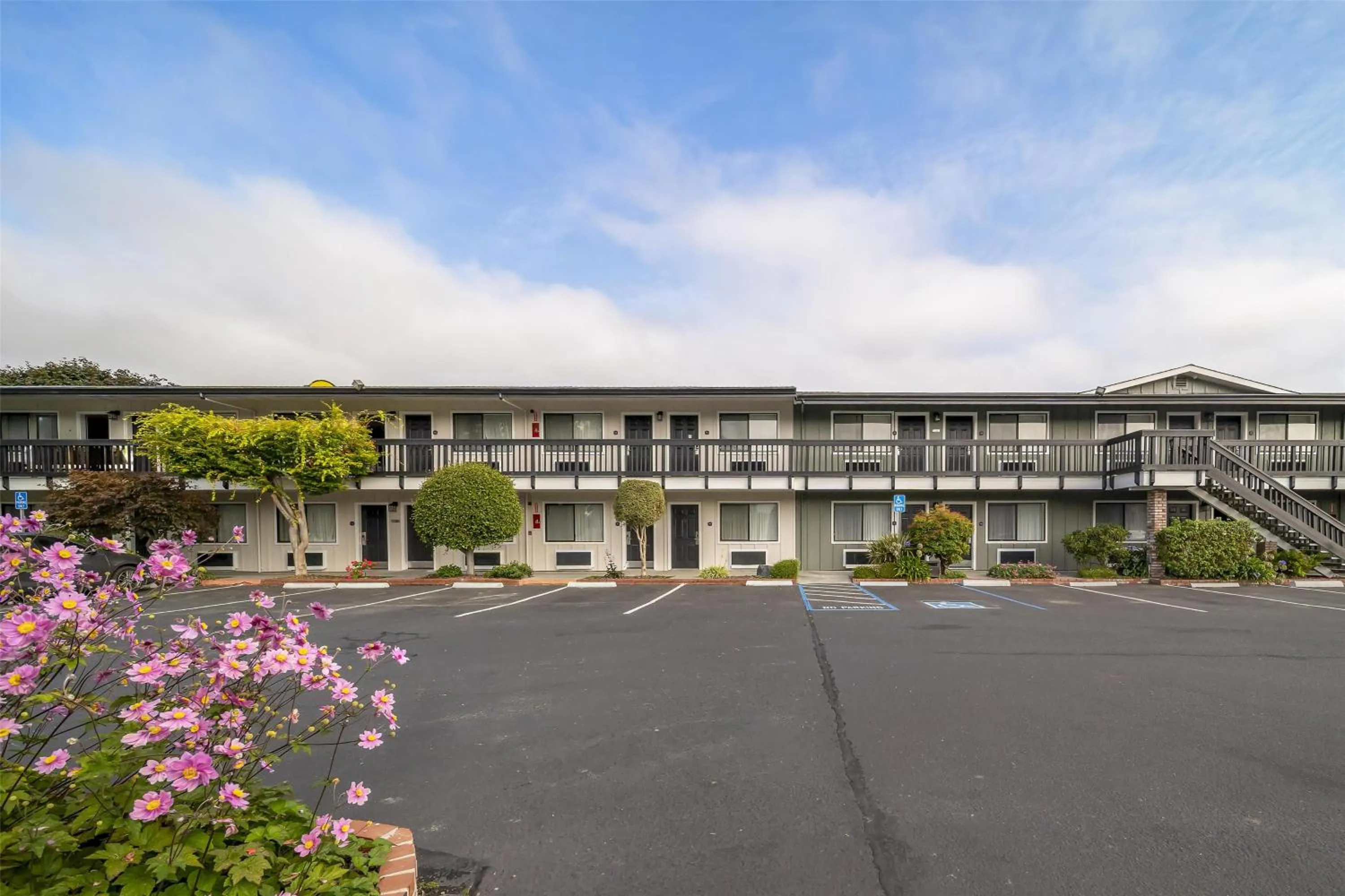 Property building in Best Western Arcata Inn