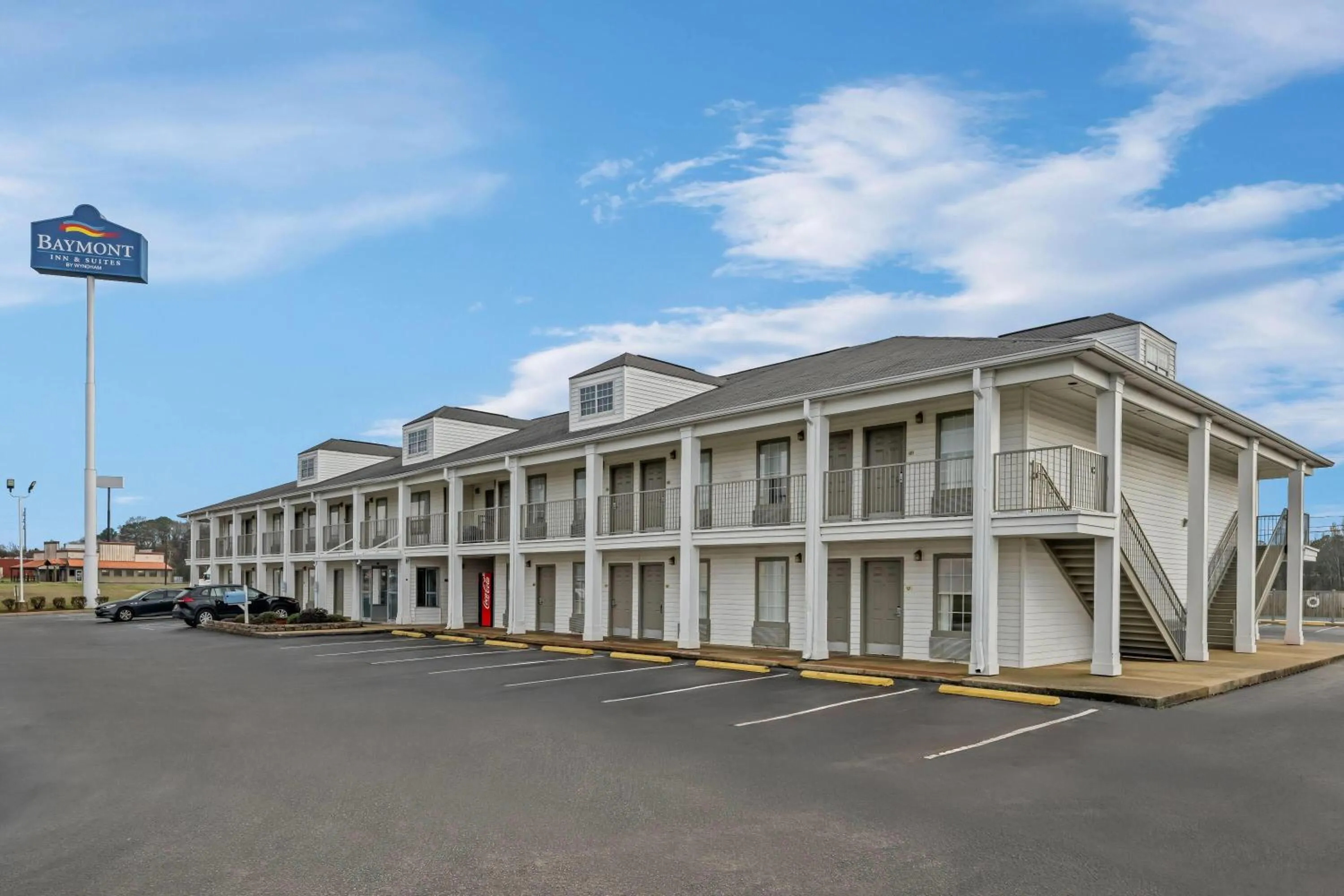 Property building in Baymont by Wyndham Tuscaloosa