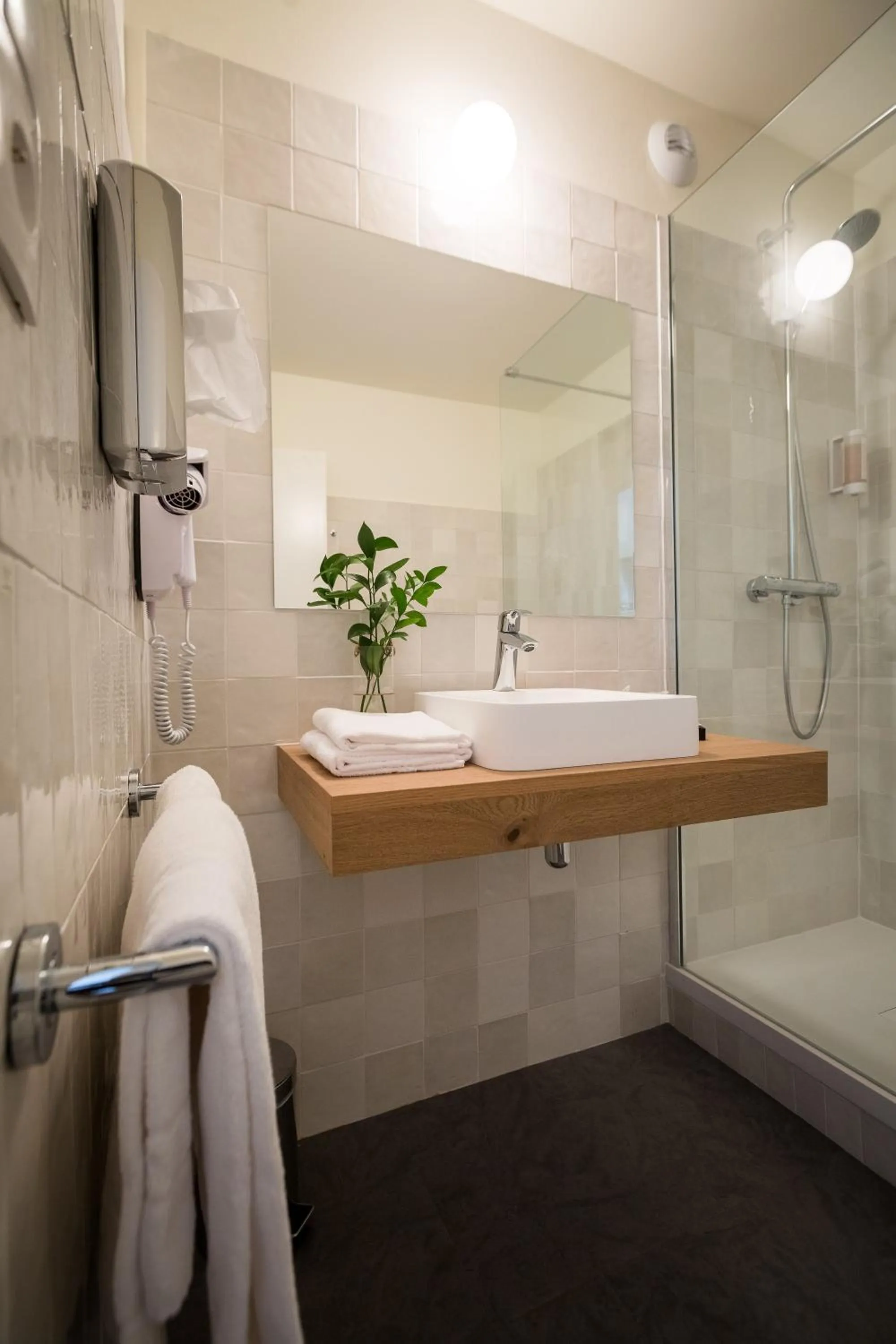 Bathroom in Best Western Le Bois de la Marche