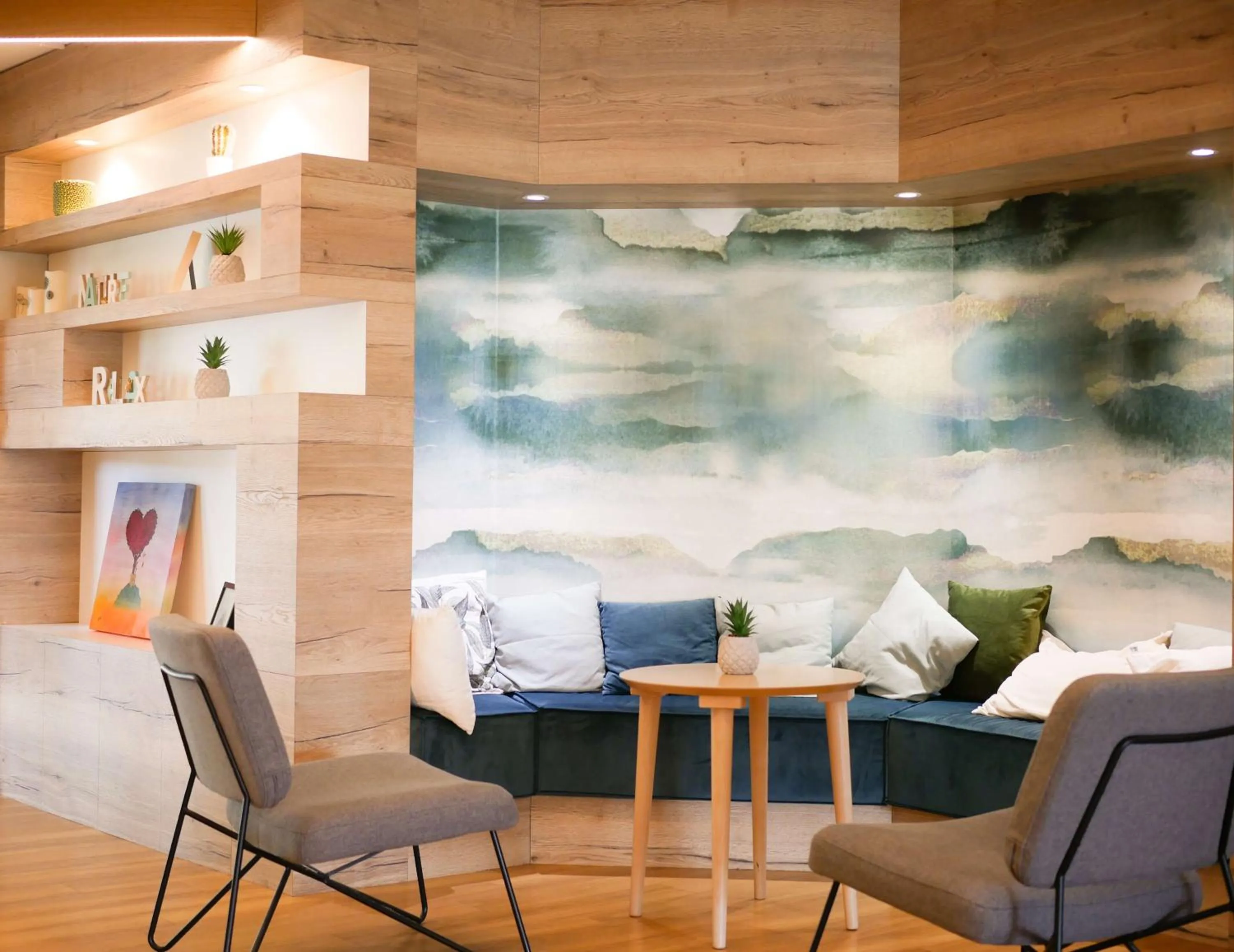 Lounge or bar in Best Western Le Bois de la Marche