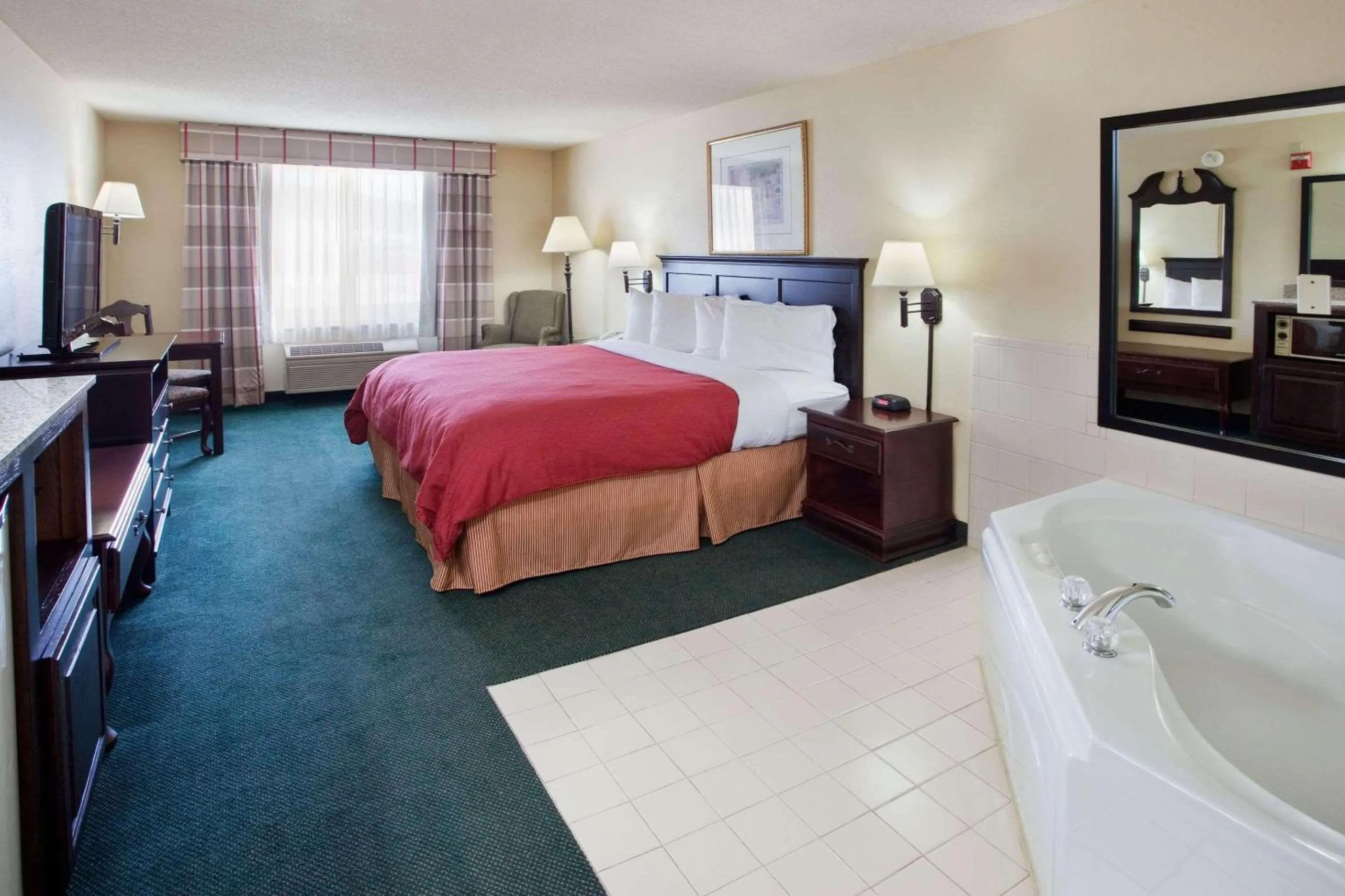 Bedroom, Bed in Country Inn & Suites by Radisson, Hiram, GA