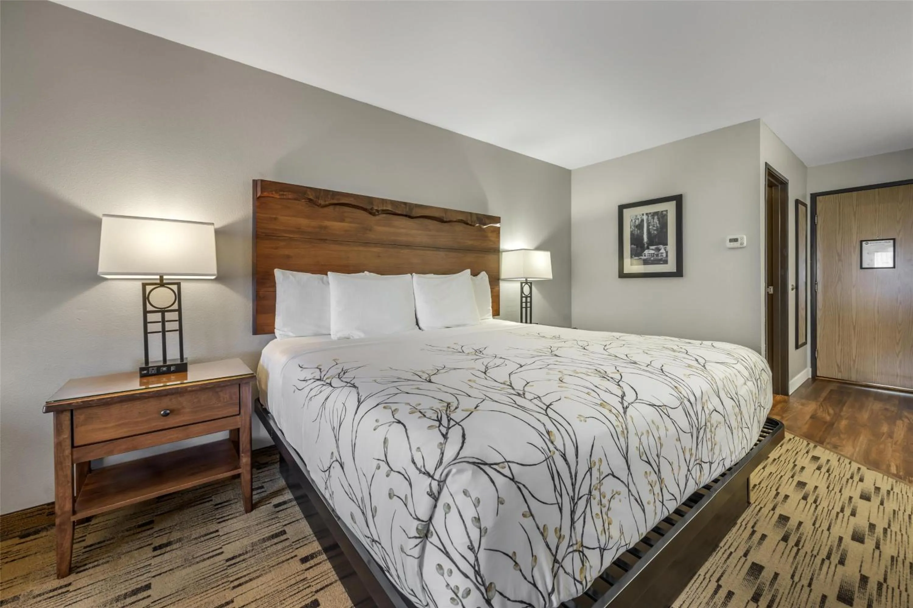 Bedroom, Bed in Best Western Plus Columbia River Inn