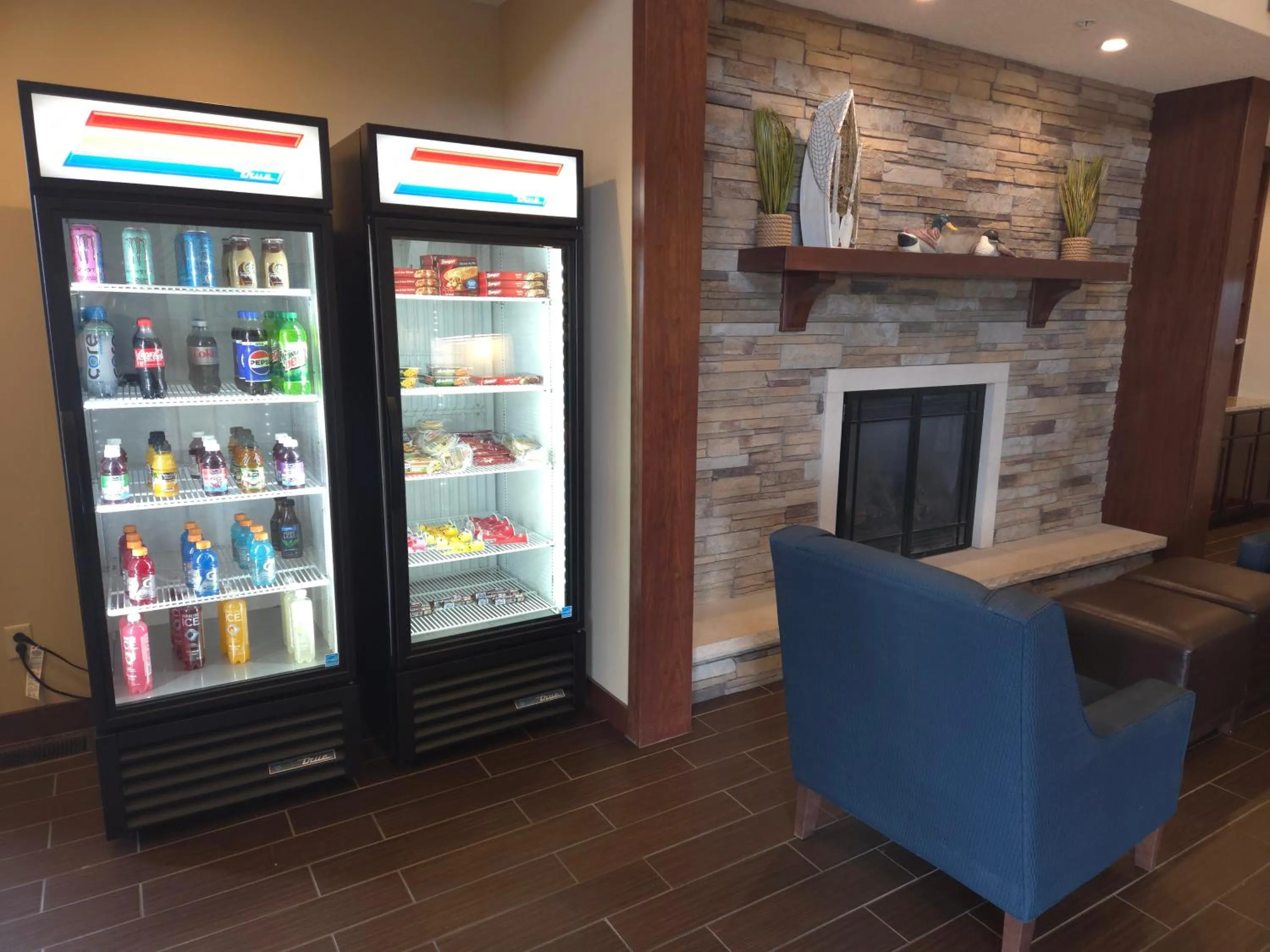 Food and drinks in MainStay Suites LeClaire - Quad Cities