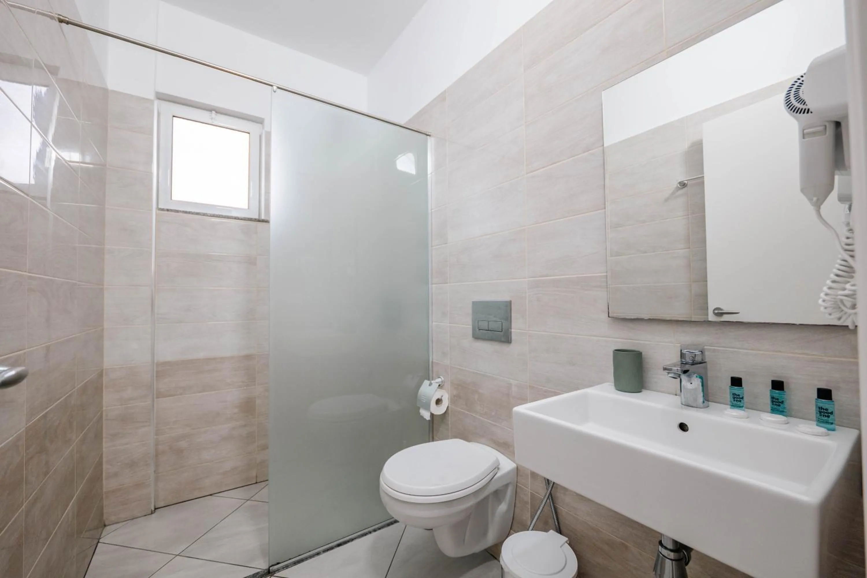 Bathroom in Sunshine Hotel