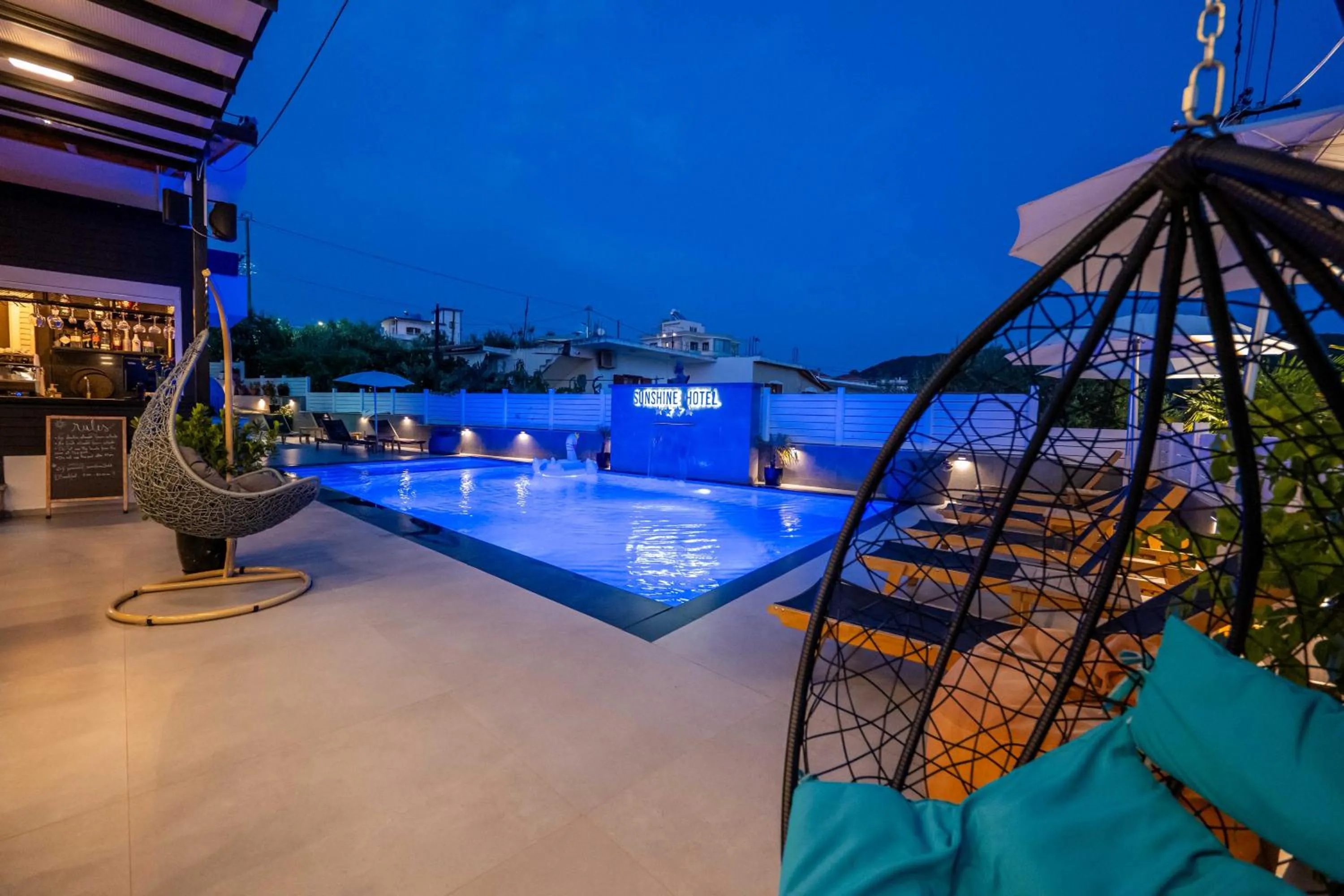 Pool view in Sunshine Hotel