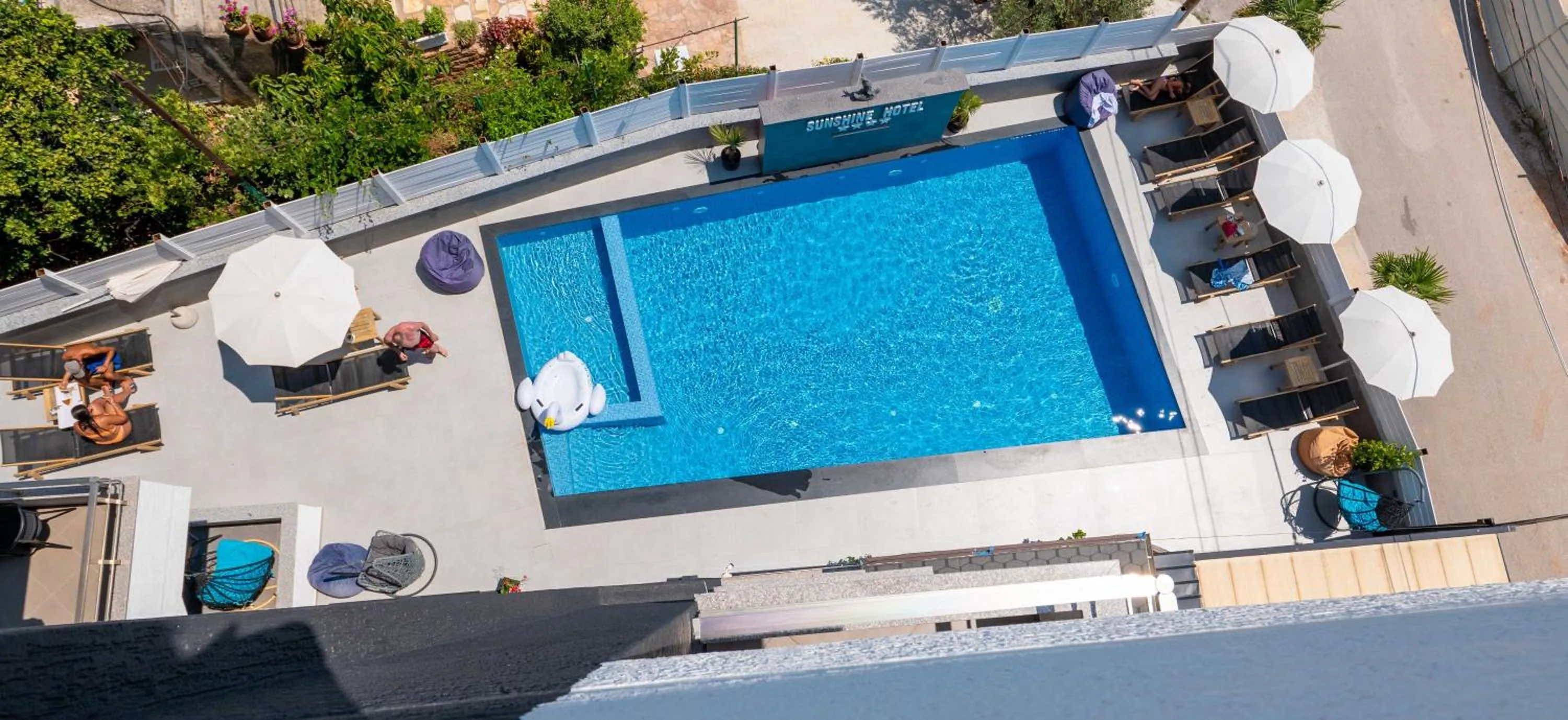 Pool view in Sunshine Hotel