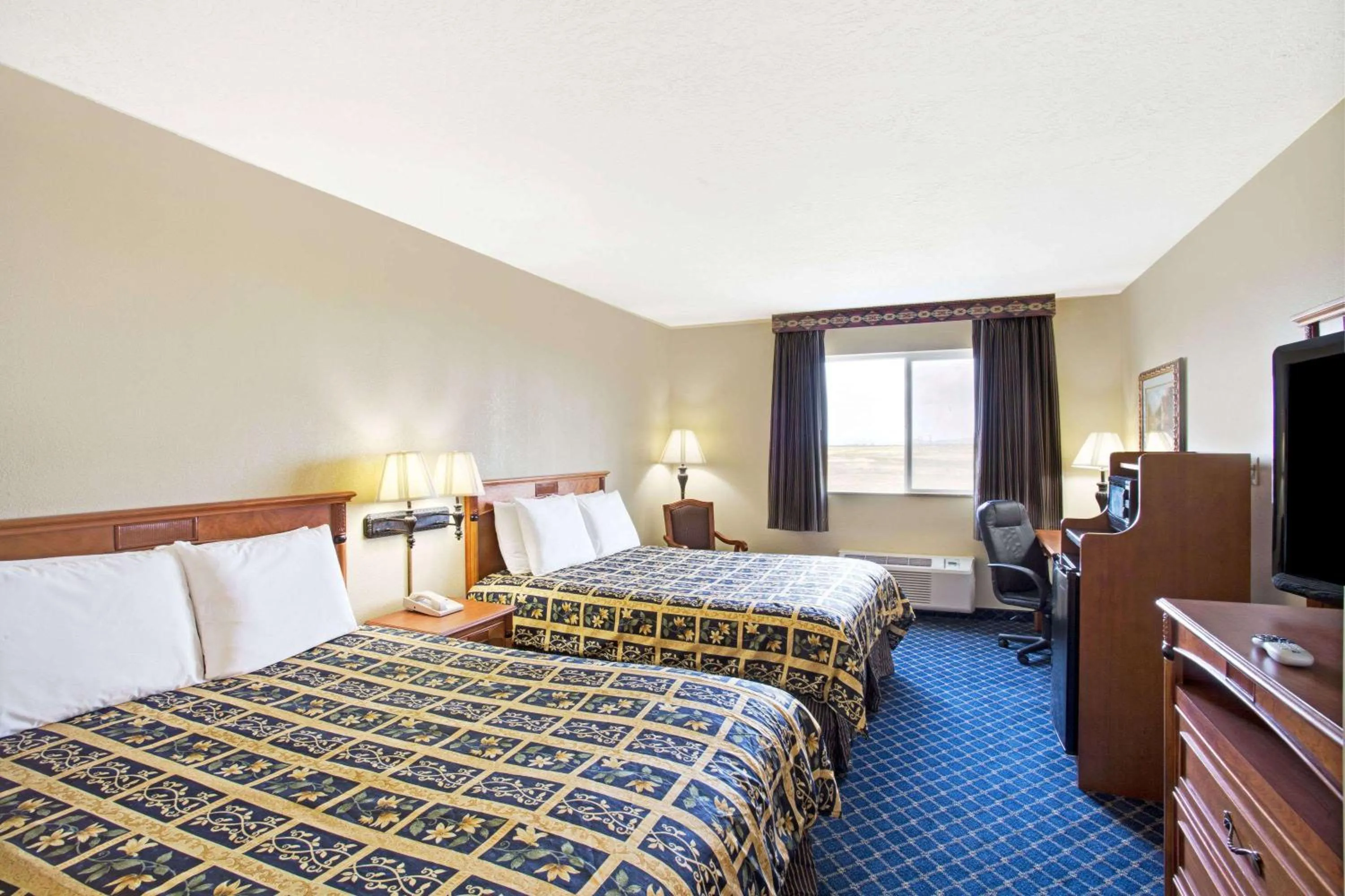 Photo of the whole room, Bed in Days Inn by Wyndham Brigham City
