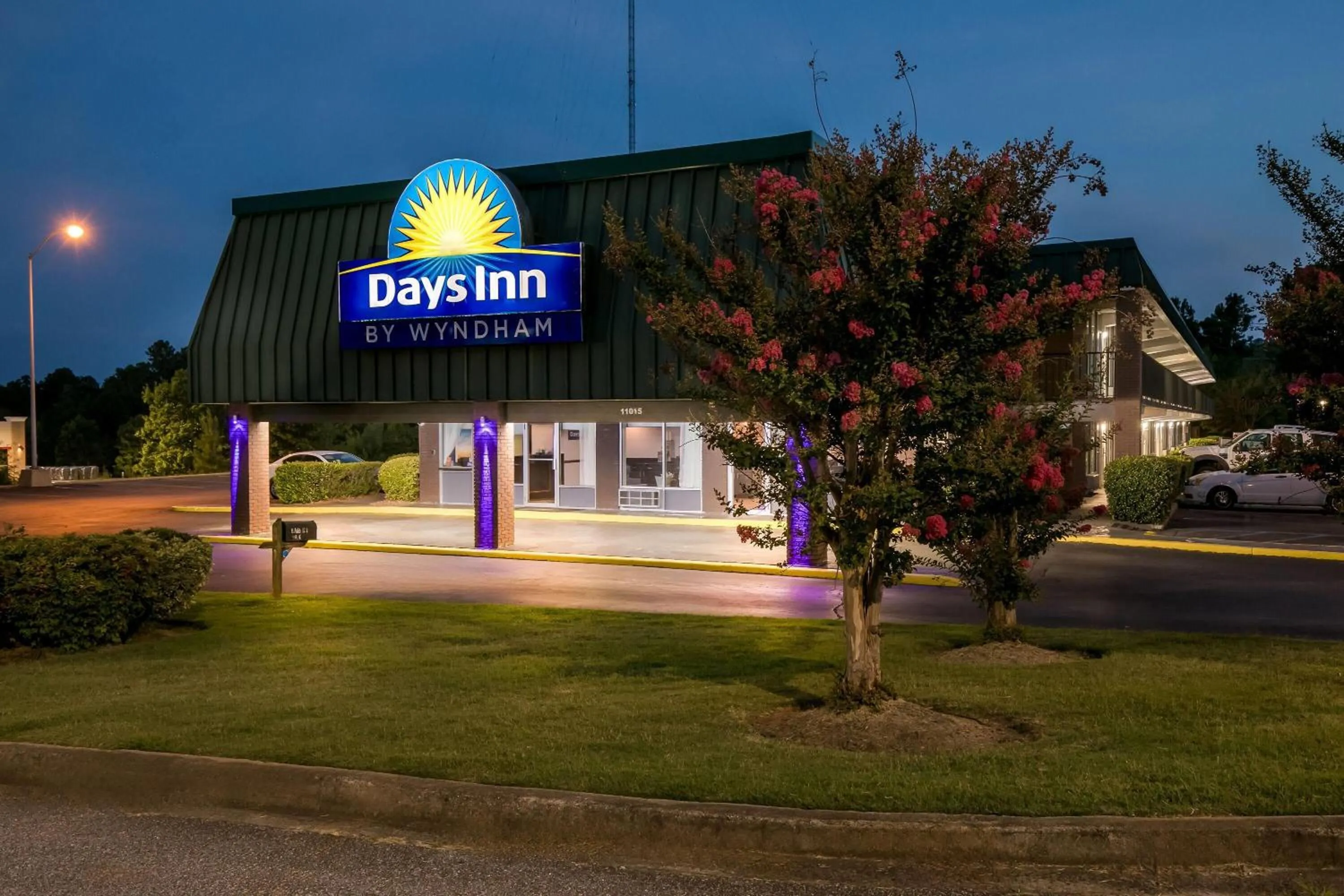 Property building in Days Inn by Wyndham Seneca-Clemson
