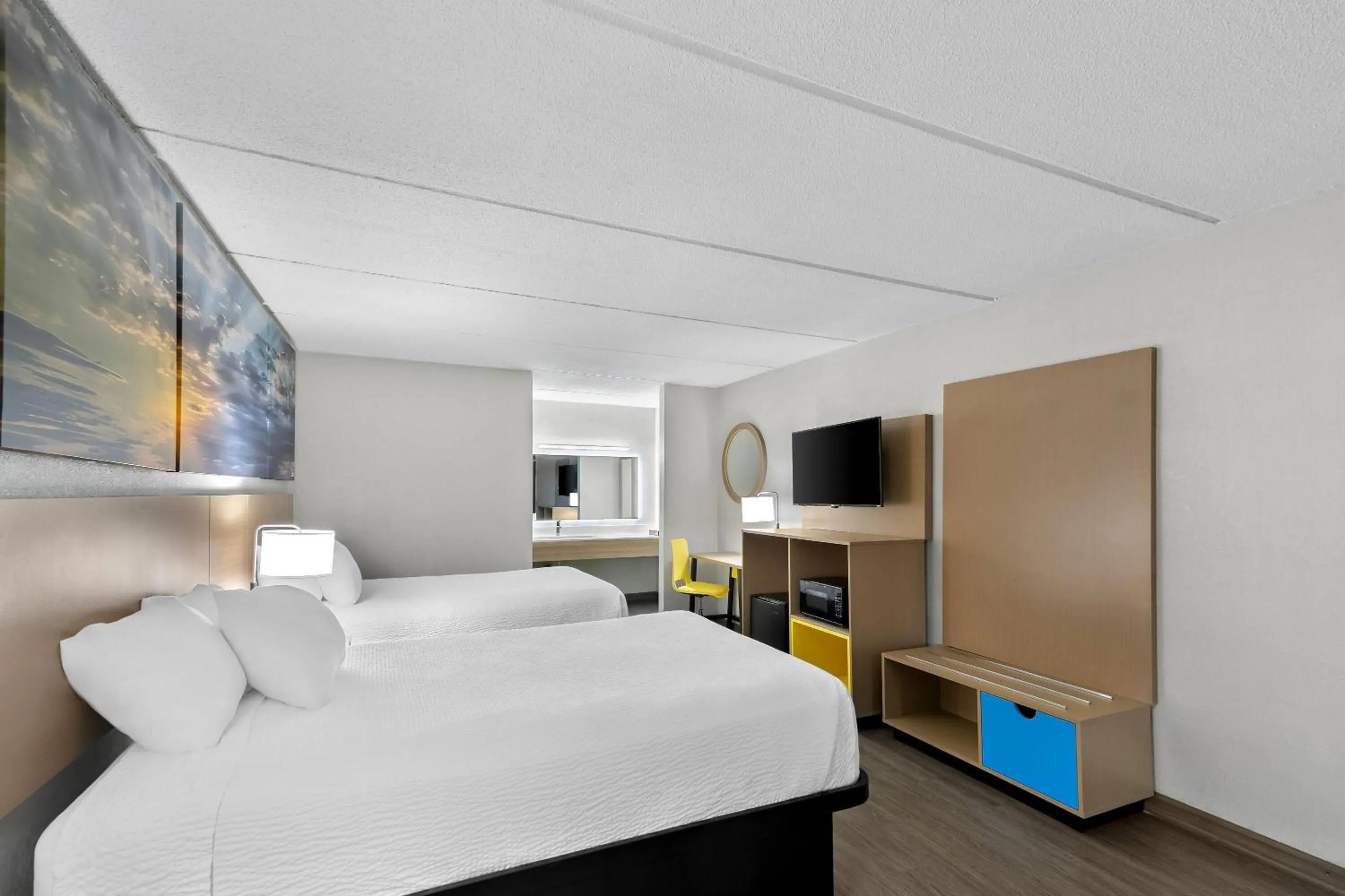 Bed in Days Inn by Wyndham Seneca-Clemson