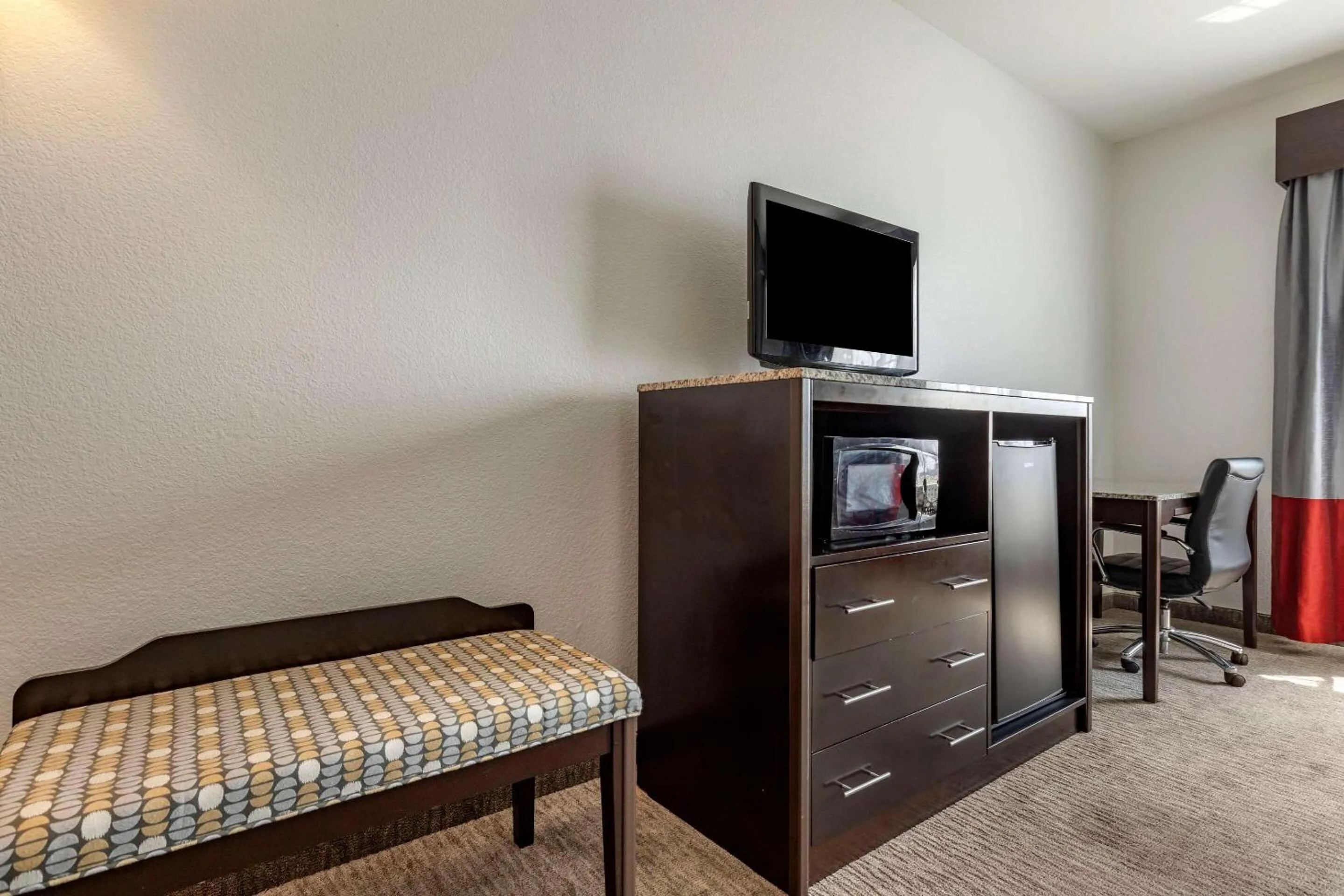 Bedroom, Bed in Comfort Inn & Suites Gatesville