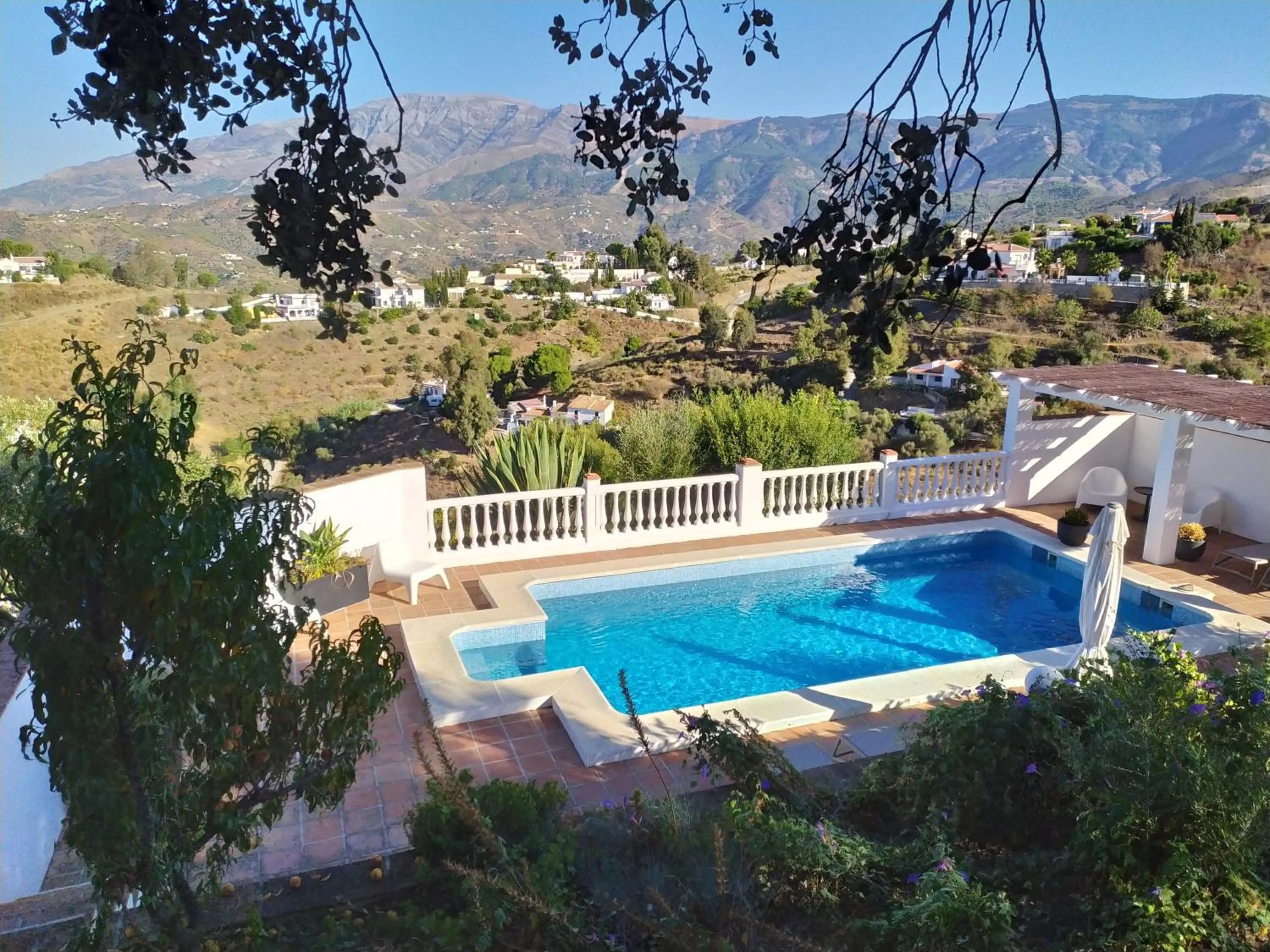 Swimming pool in B&B la Madrugada