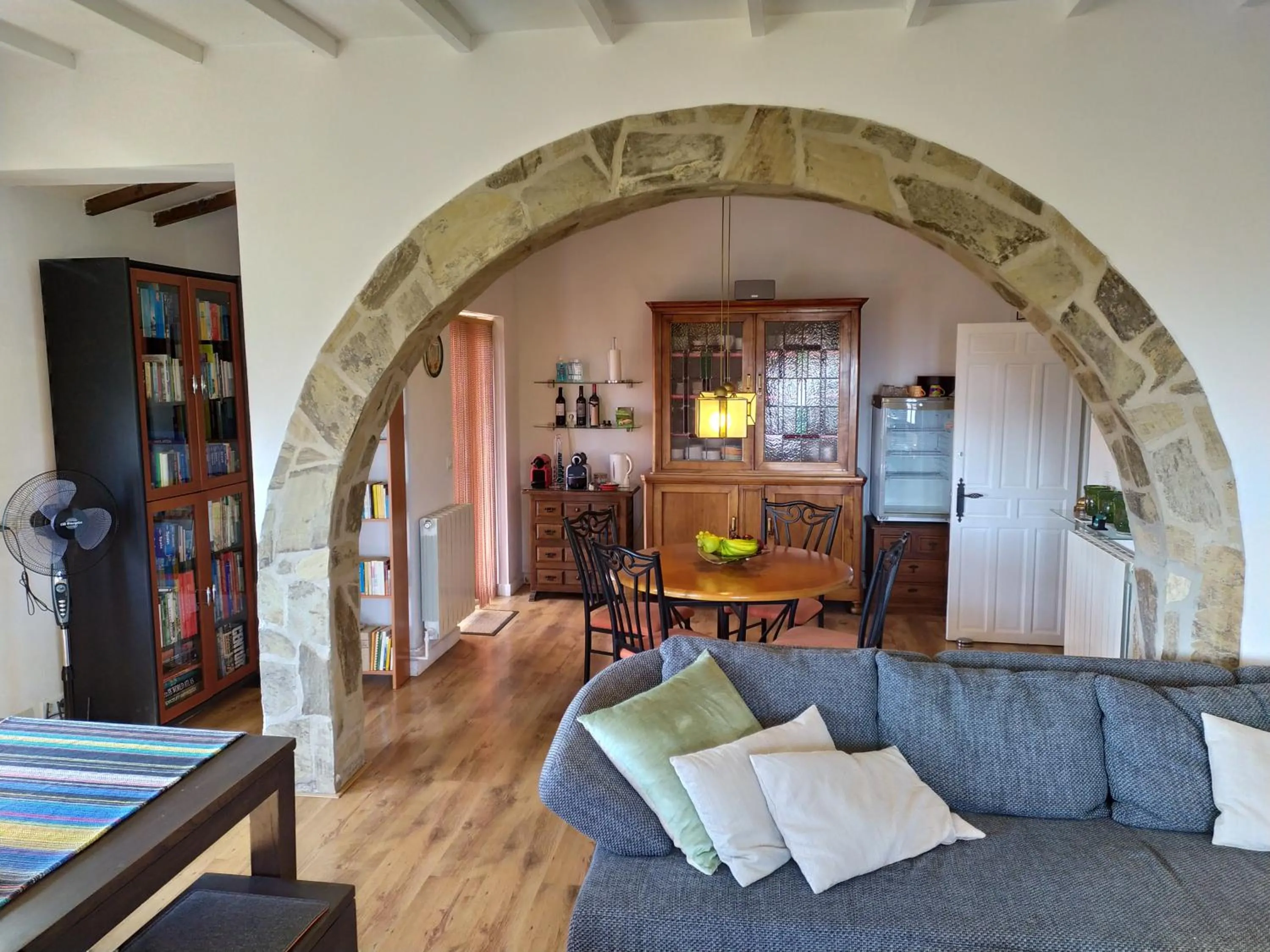 Communal lounge/ TV room in B&B la Madrugada