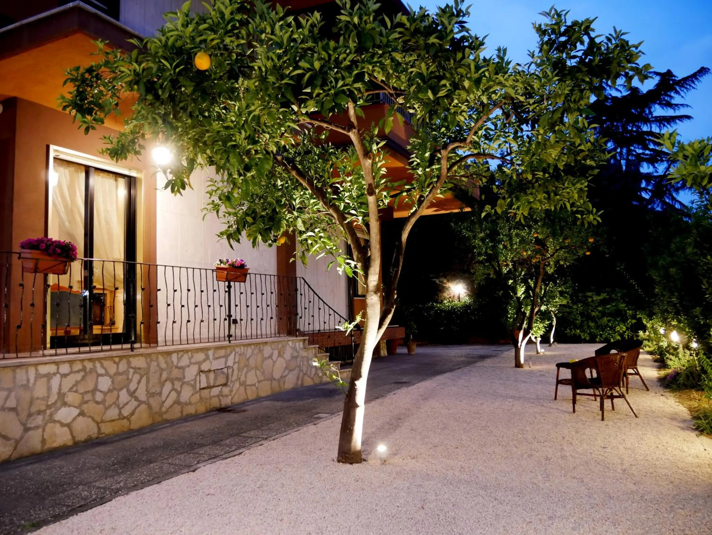 Garden in Villa Borghese B&B