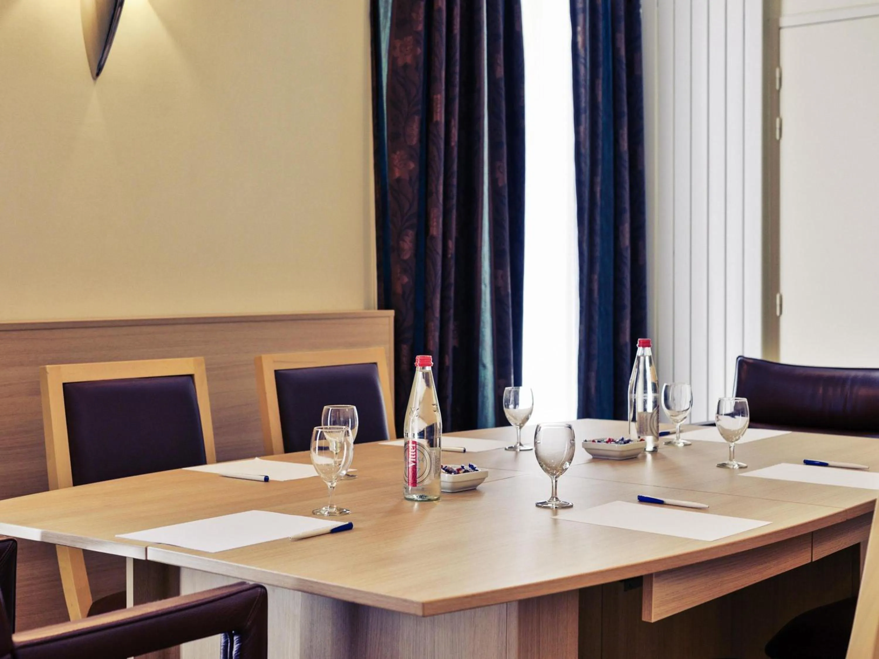 Meeting/conference room in Hôtel Mercure Bayonne Centre Le Grand Hotel