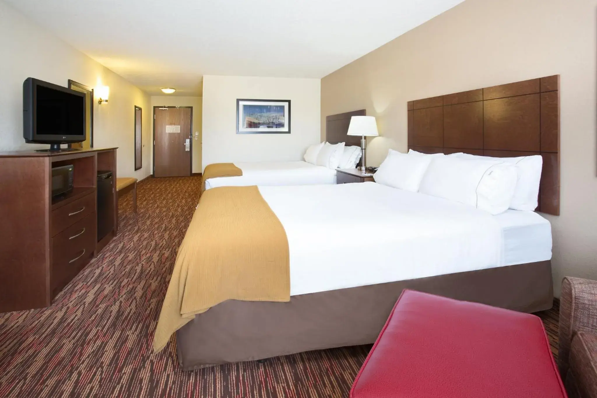 Standard Queen Room with Two Queen Beds and Extra Floor Space in Holiday Inn Express & Suites Truth Or Consequences by IHG Standard Queen Room with Two Queen Beds and Extra Floor Space in Holiday Inn Express & Suites Truth Or Consequences by IHG