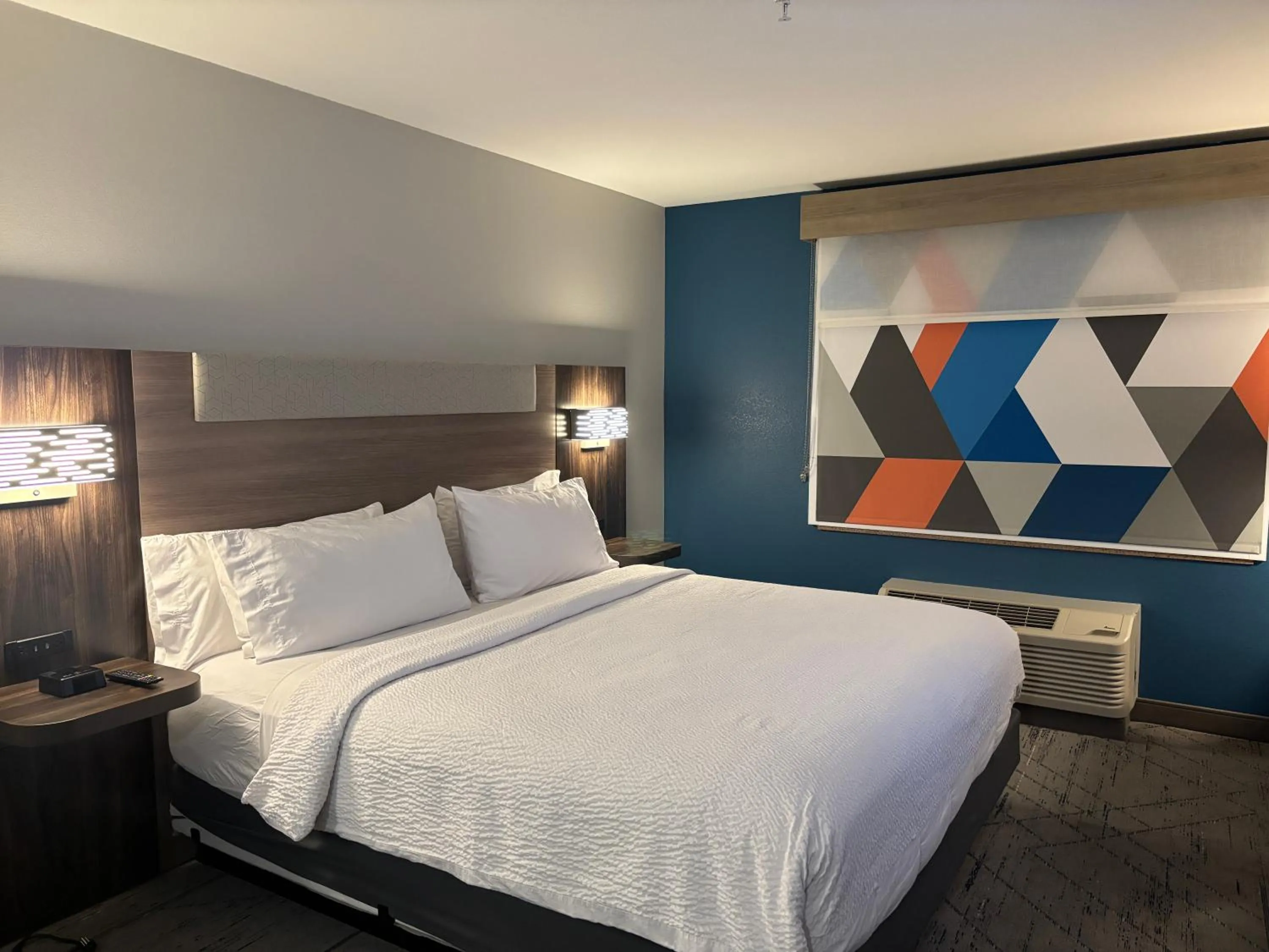 Seating area, Bed in Holiday Inn Express & Suites Truth Or Consequences by IHG