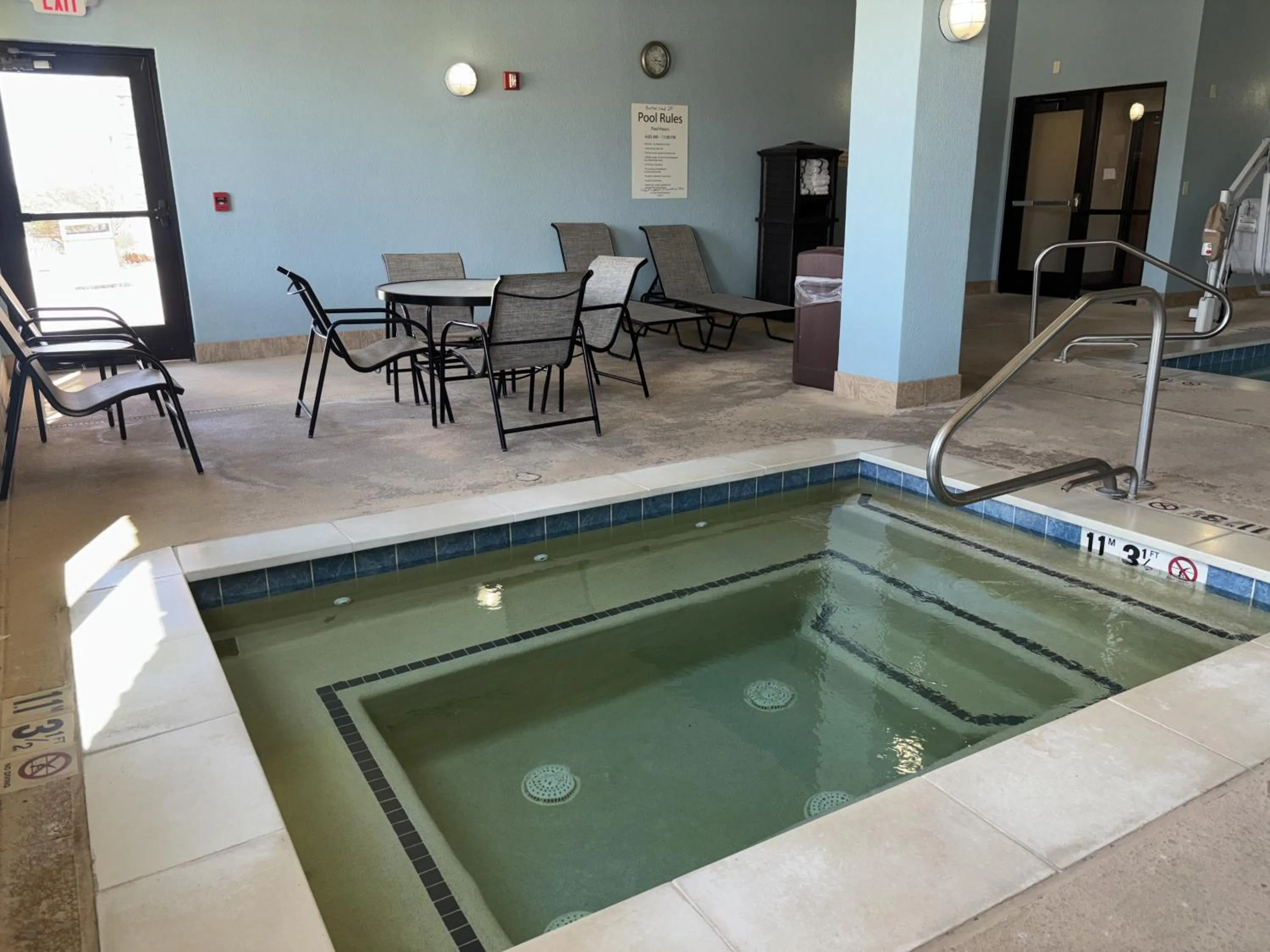 Swimming pool in Holiday Inn Express & Suites Truth Or Consequences by IHG
