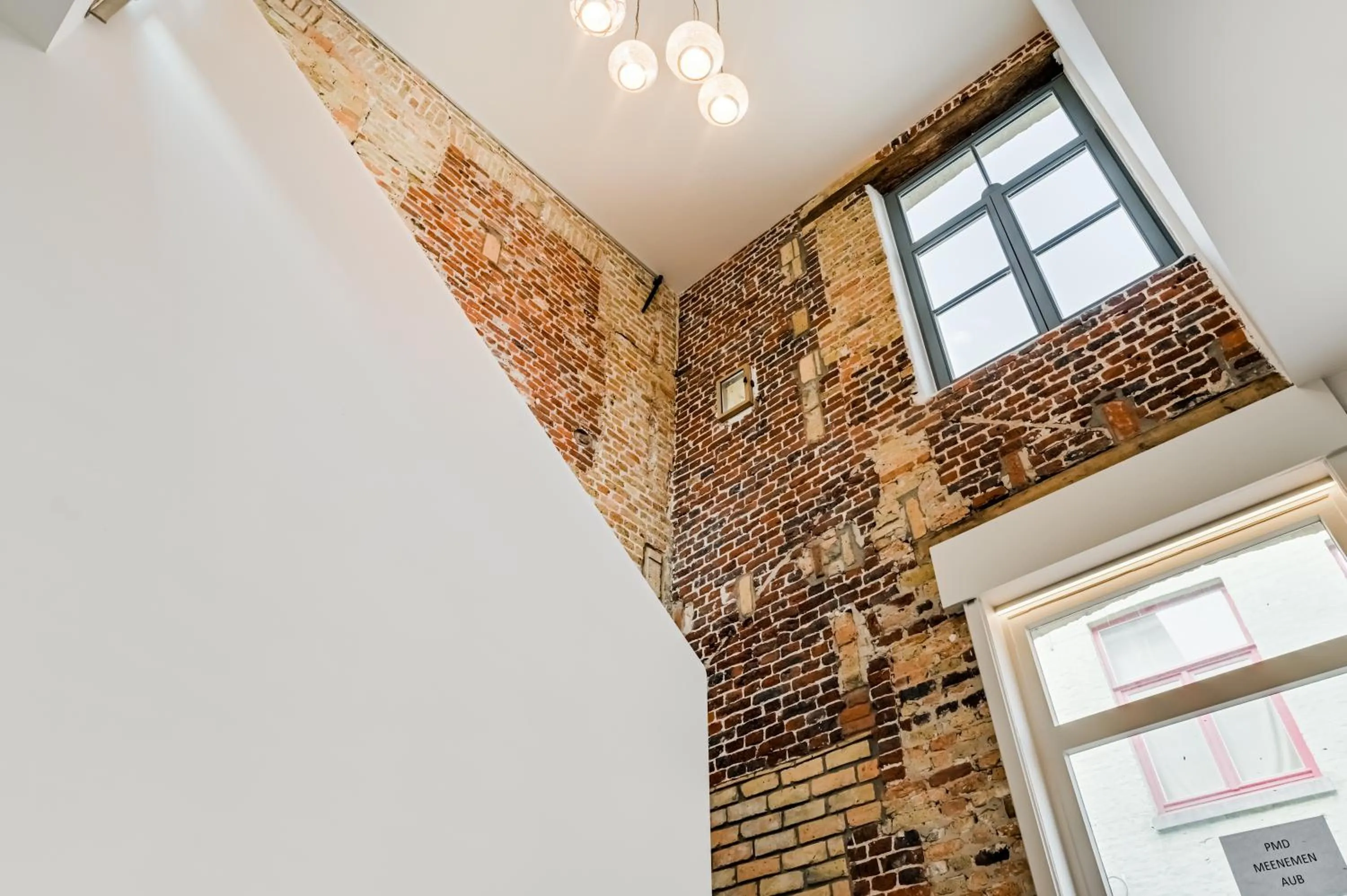 Decorative detail in La Clé Brugge